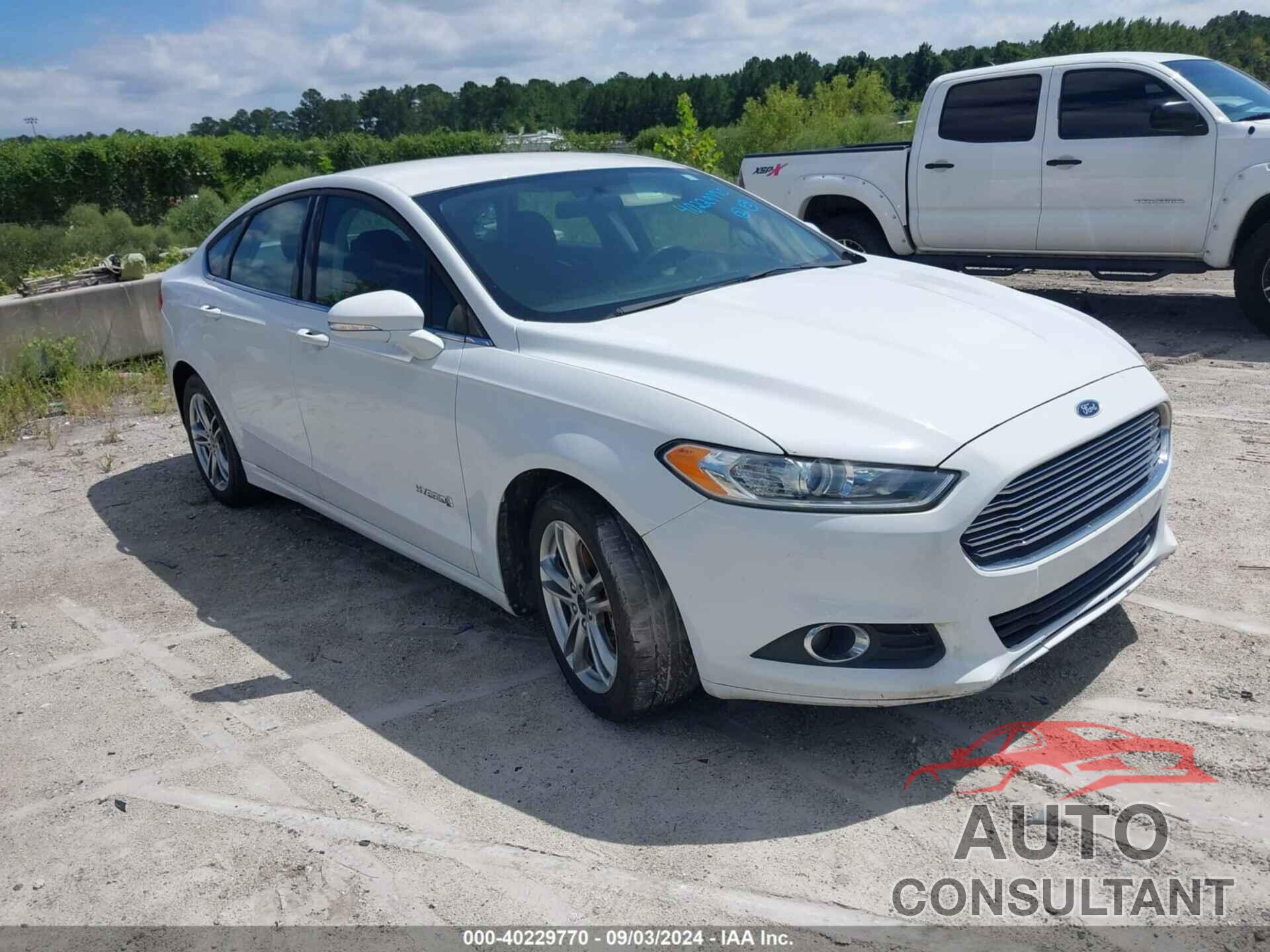 FORD FUSION HYBRID 2016 - 3FA6P0LU2GR264812