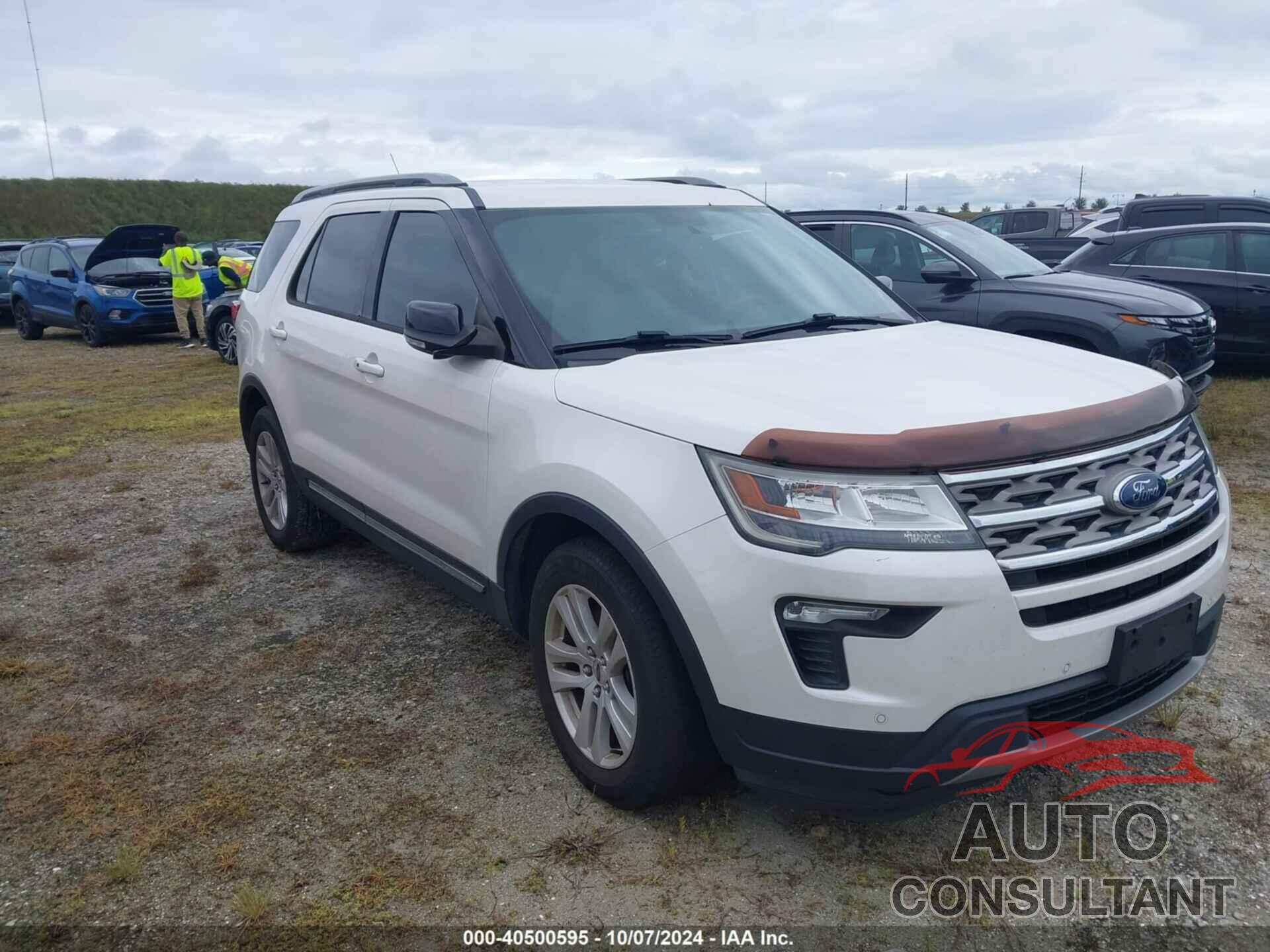 FORD EXPLORER 2018 - 1FM5K7D8XJGB52316