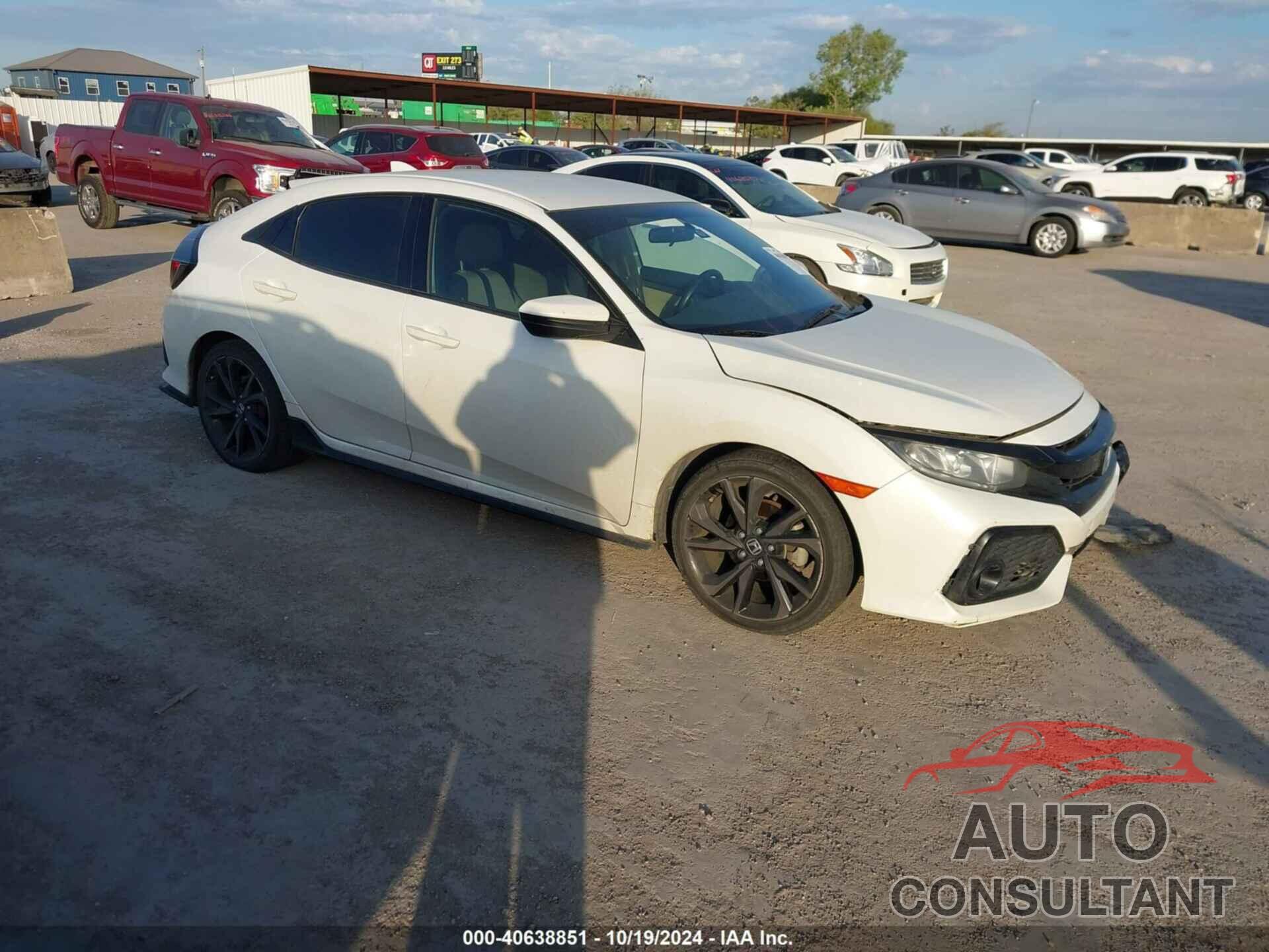 HONDA CIVIC 2018 - SHHFK7H45JU228095
