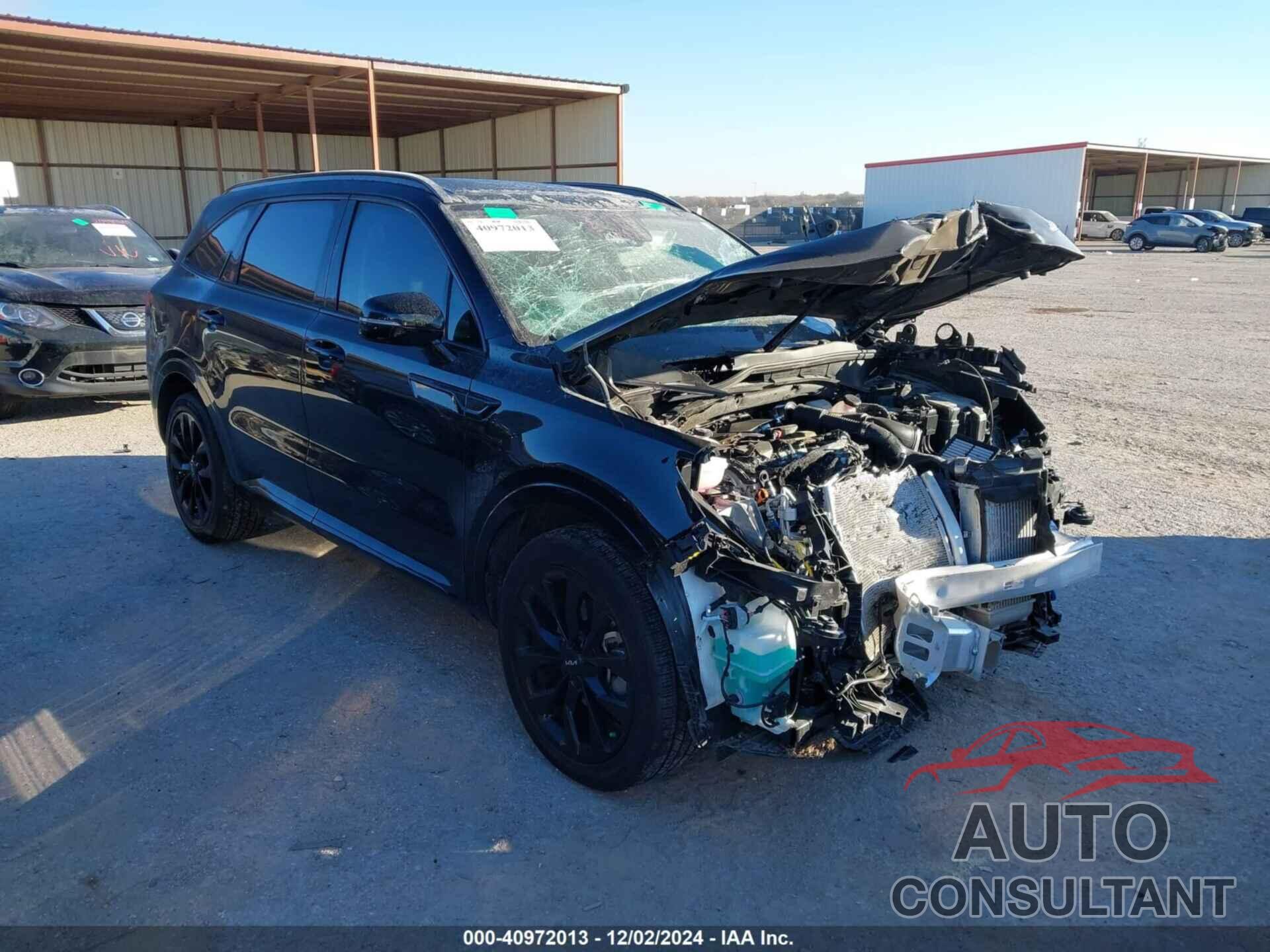 KIA SORENTO 2023 - 5XYRK4LF2PG238848
