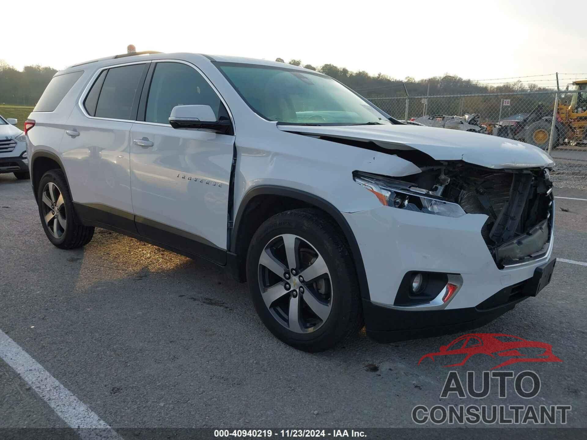 CHEVROLET TRAVERSE 2018 - 1GNEVHKW4JJ223250