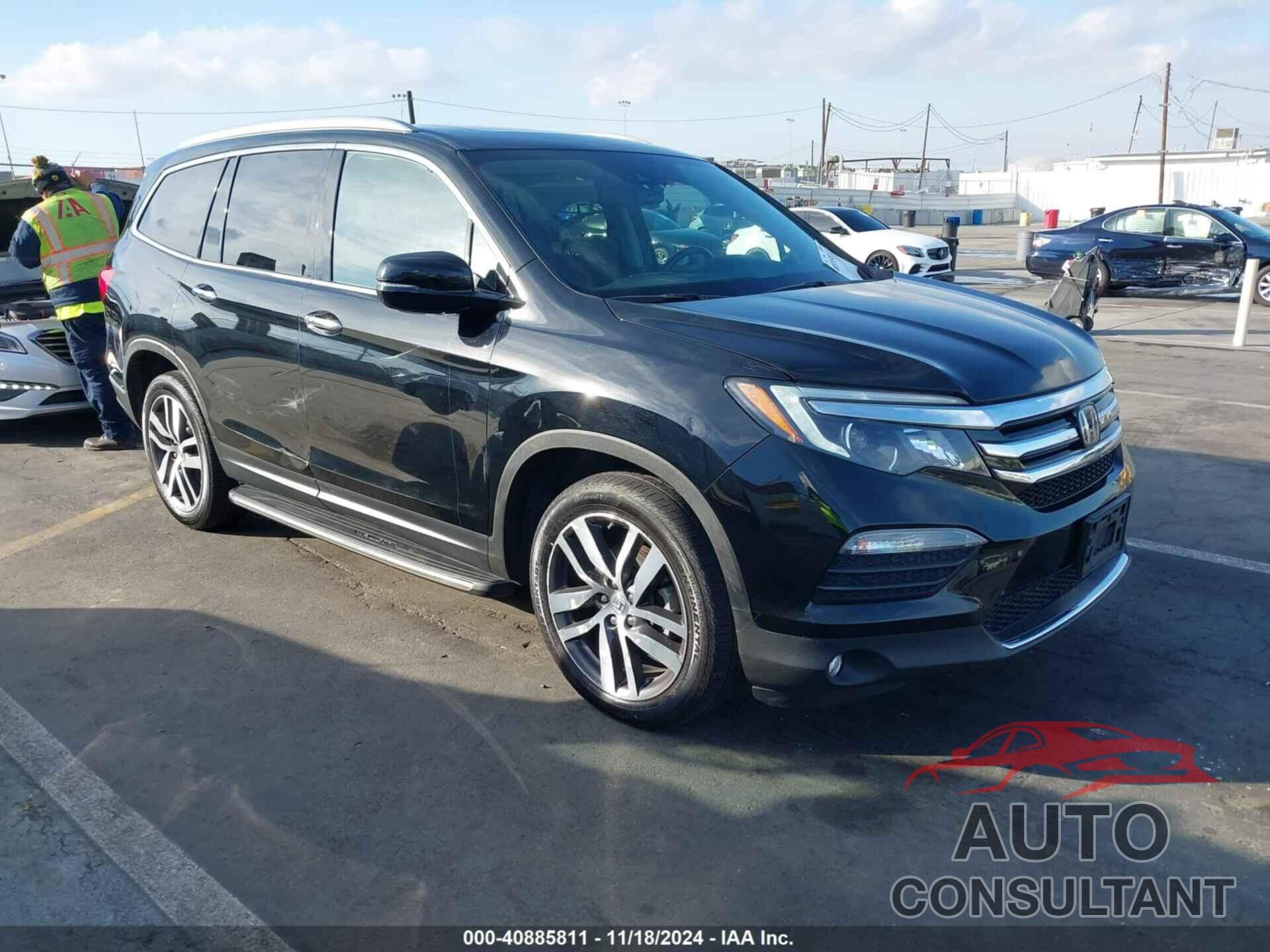 HONDA PILOT 2017 - 5FNYF6H09HB100264