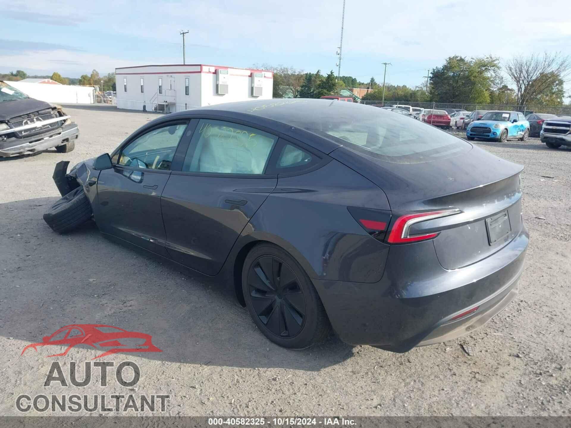 TESLA MODEL 3 2024 - 5YJ3E1EA0RF767352