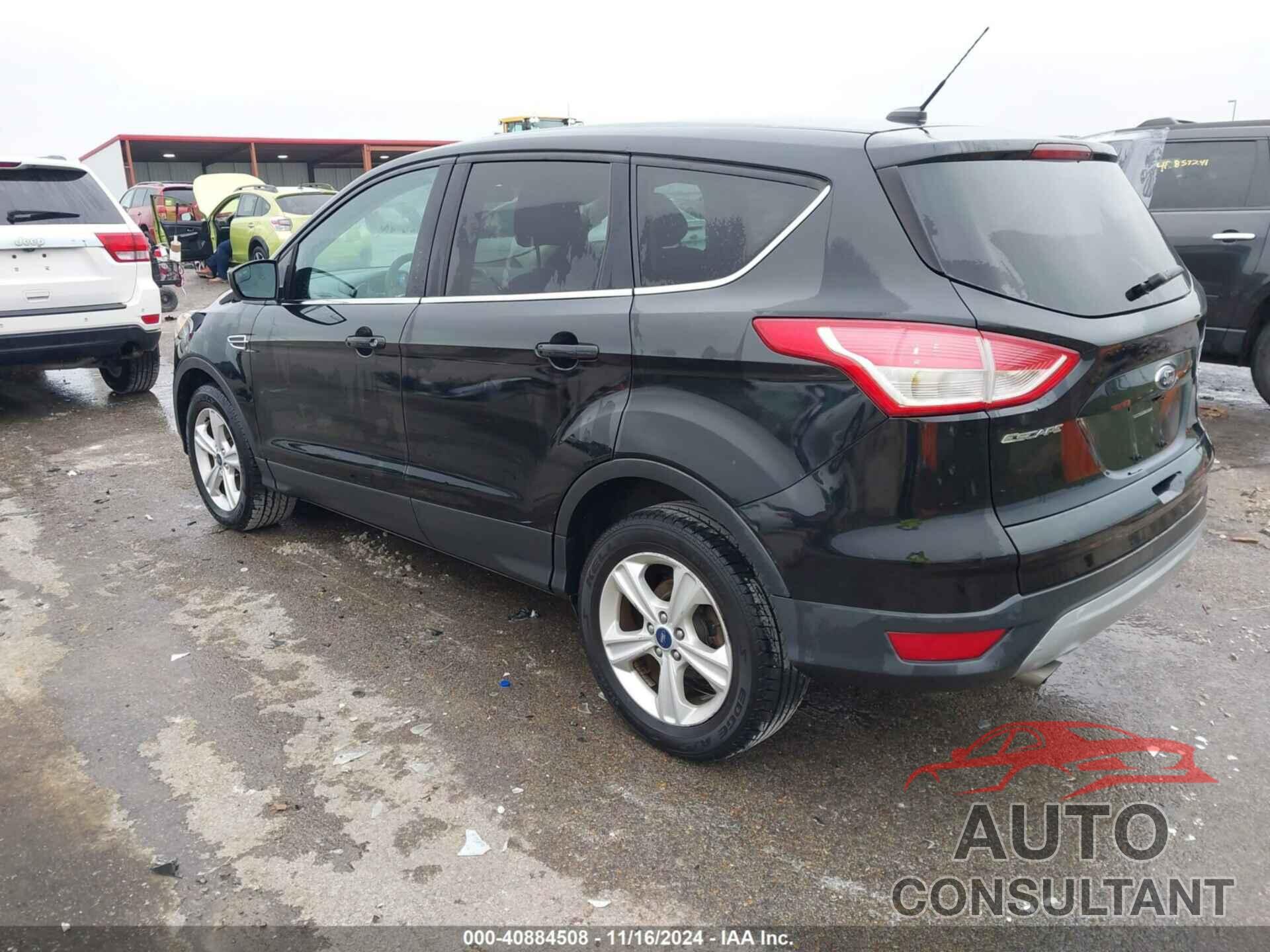 FORD ESCAPE 2015 - 1FMCU0G71FUA91457