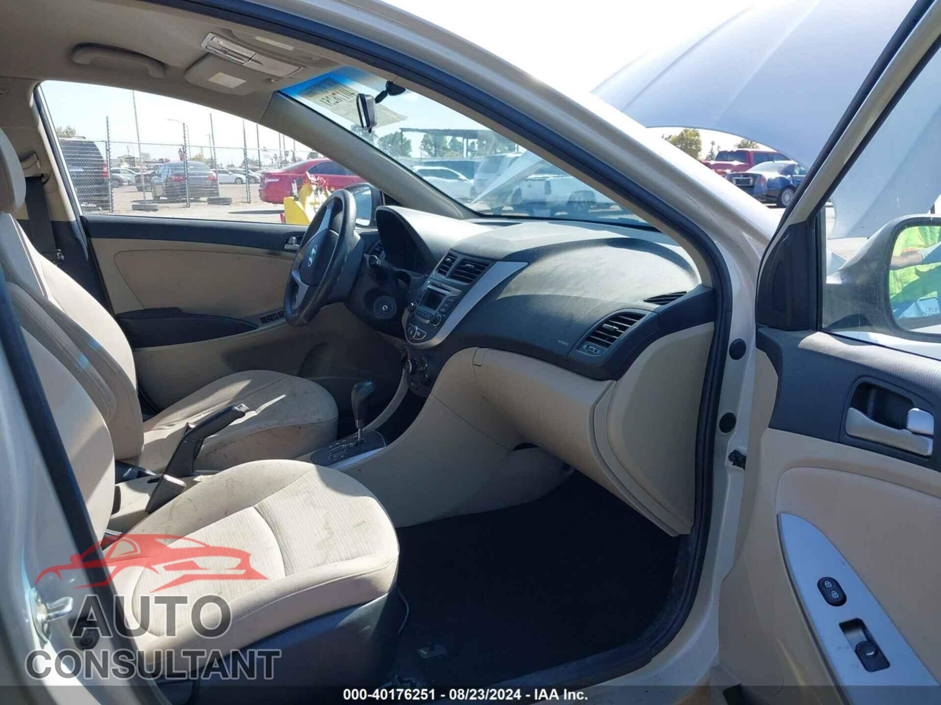 HYUNDAI ACCENT 2016 - KMHCT4AE2GU123786