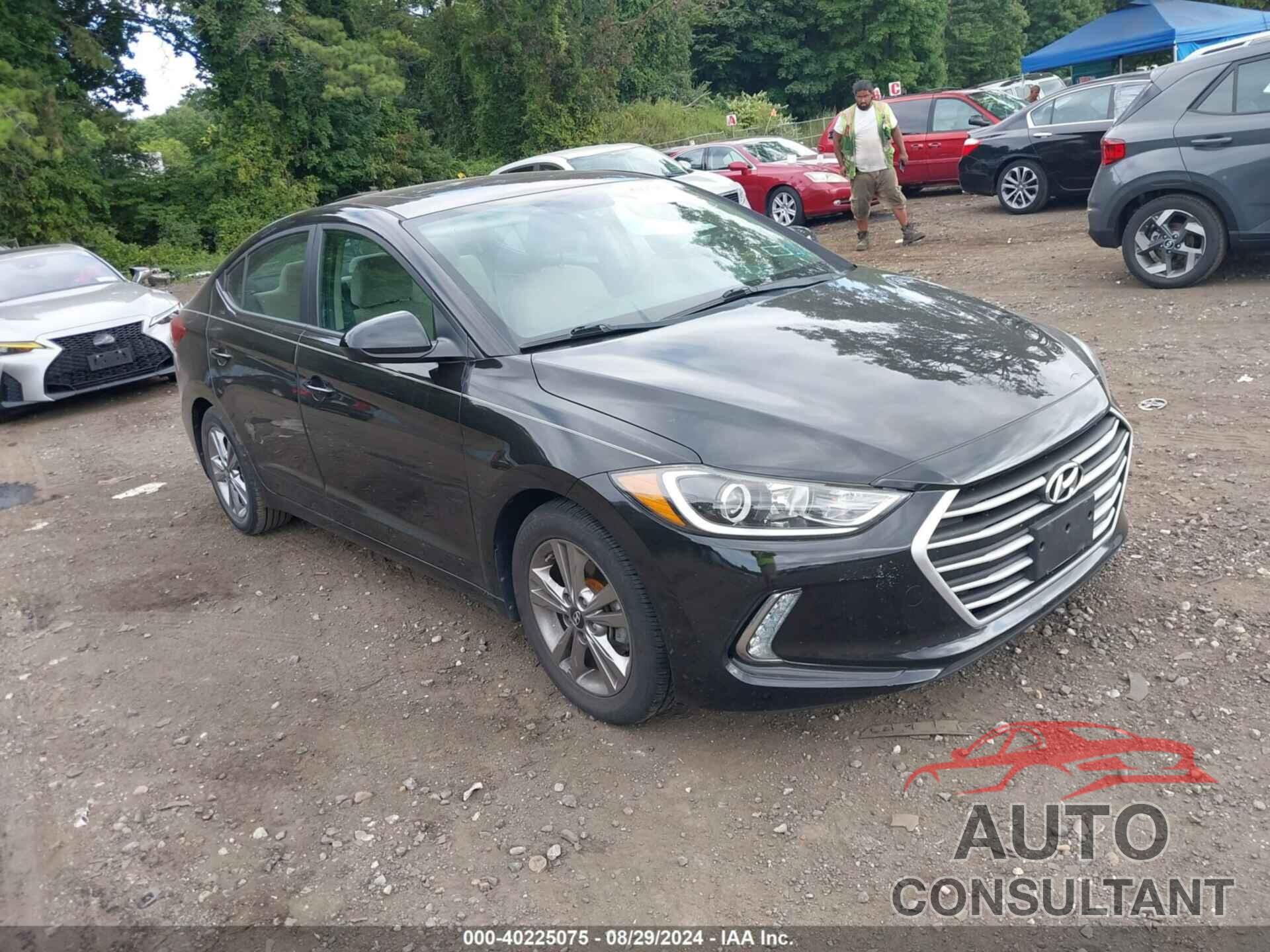 HYUNDAI ELANTRA 2017 - KMHD84LF4HU415548