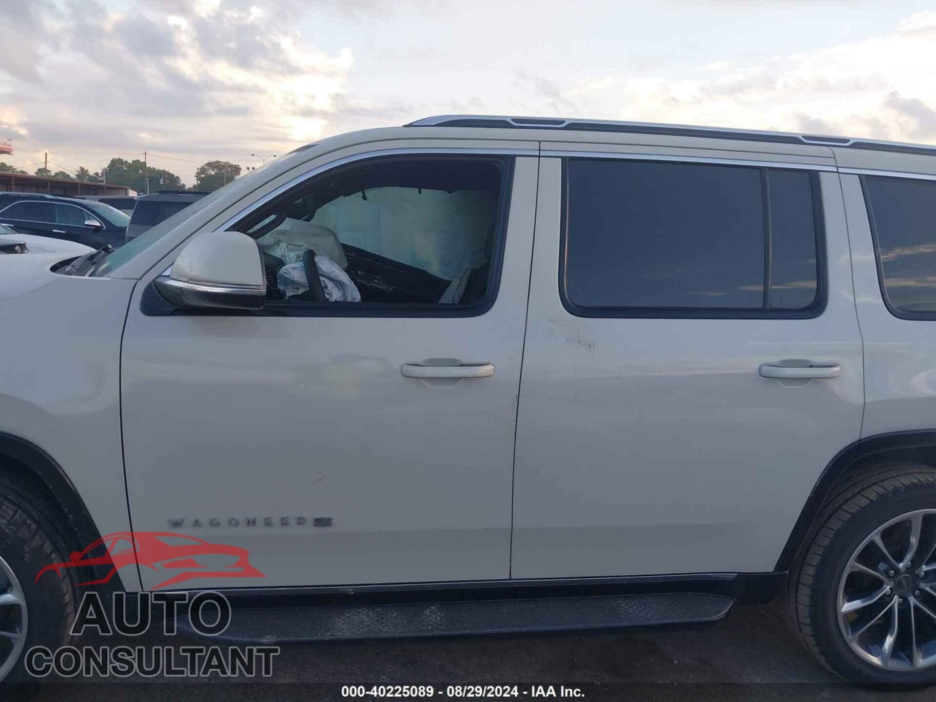 JEEP WAGONEER 2022 - 1C4SJUBT3NS130631