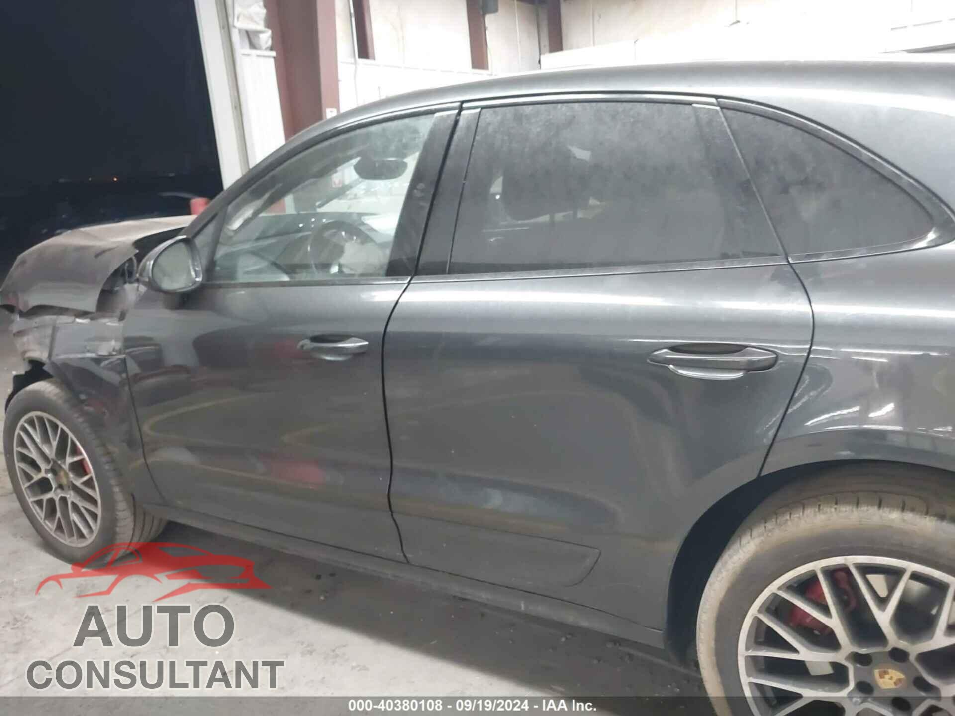 PORSCHE MACAN 2017 - WP1AF2A51HLB60812