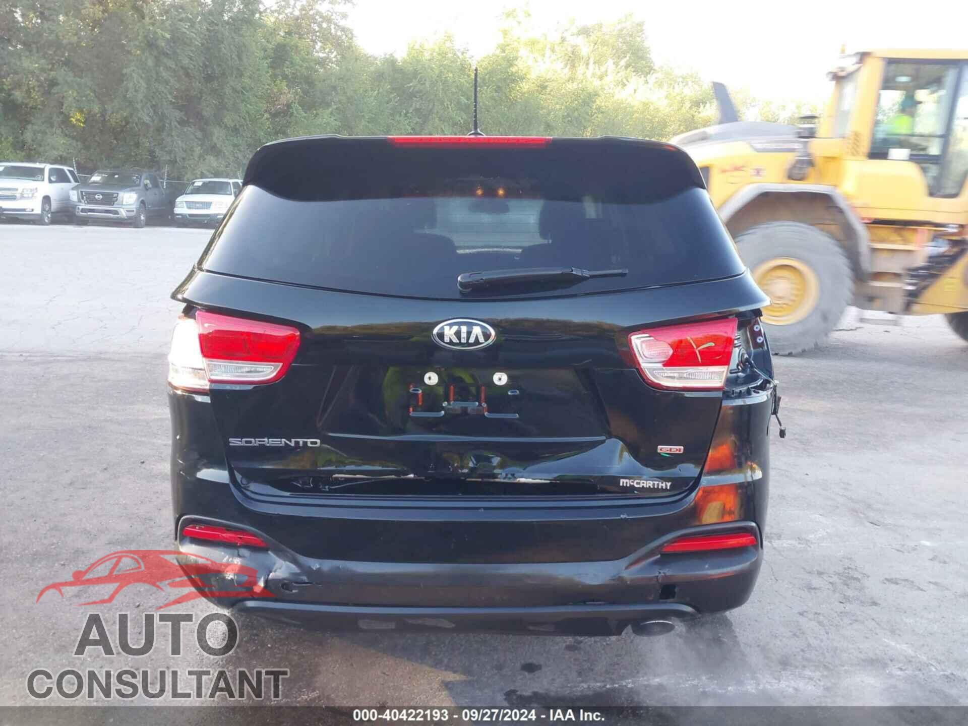 KIA SORENTO 2017 - 5XYPGDA38HG298457