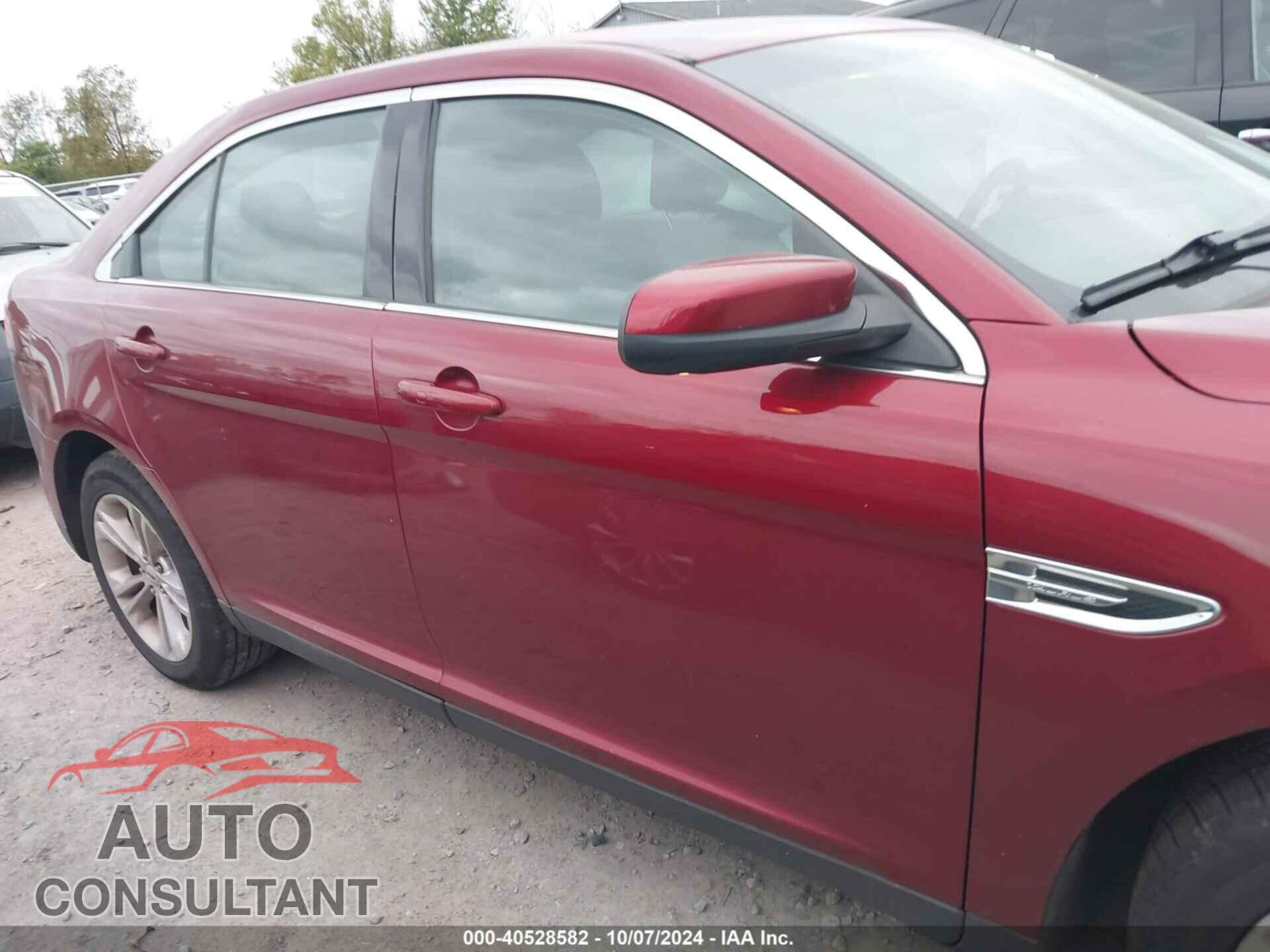 FORD TAURUS 2019 - 1FAHP2H86KG109048