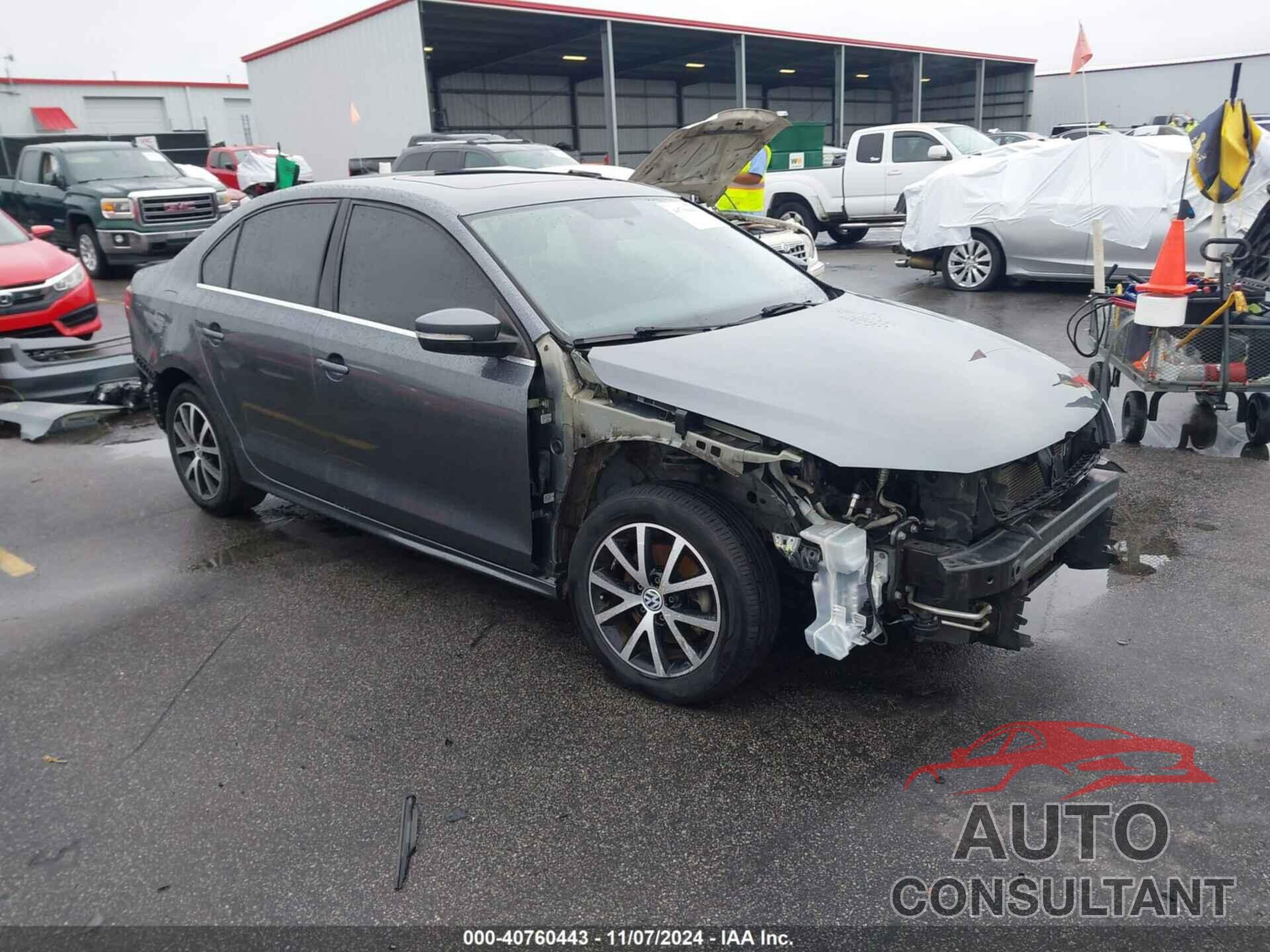 VOLKSWAGEN JETTA 2017 - 3VWDB7AJ8HM325755