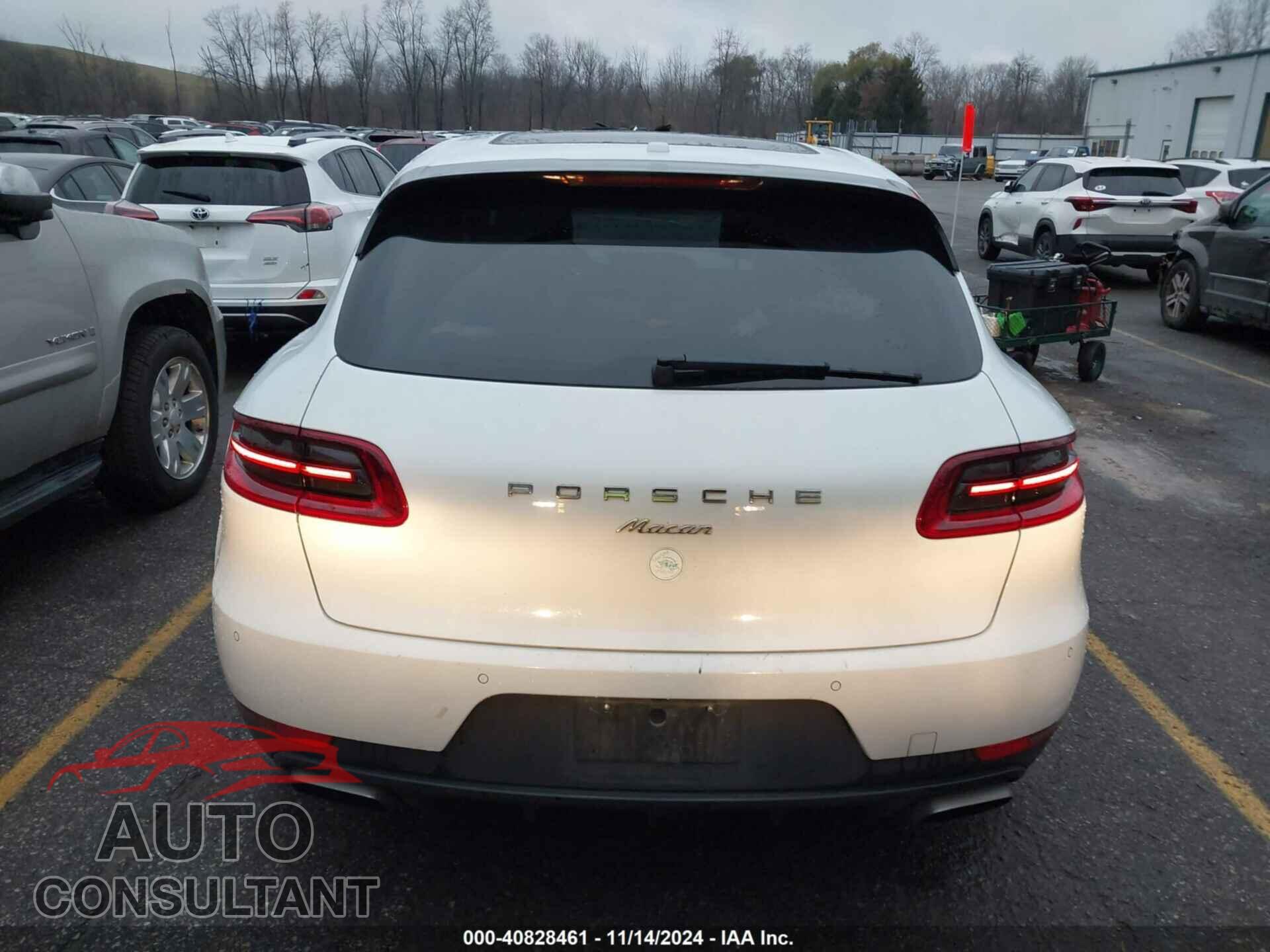PORSCHE MACAN 2018 - WP1AA2A59JLB15931