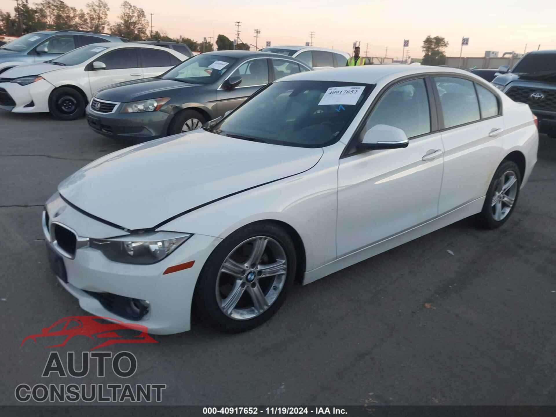 BMW 328I 2013 - WBA3C1G57DNR45271