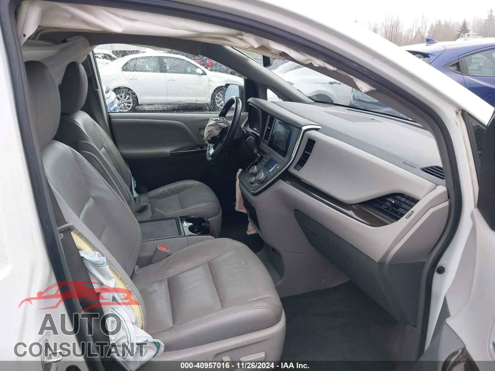 TOYOTA SIENNA 2017 - 5TDDZ3DC9HS157922