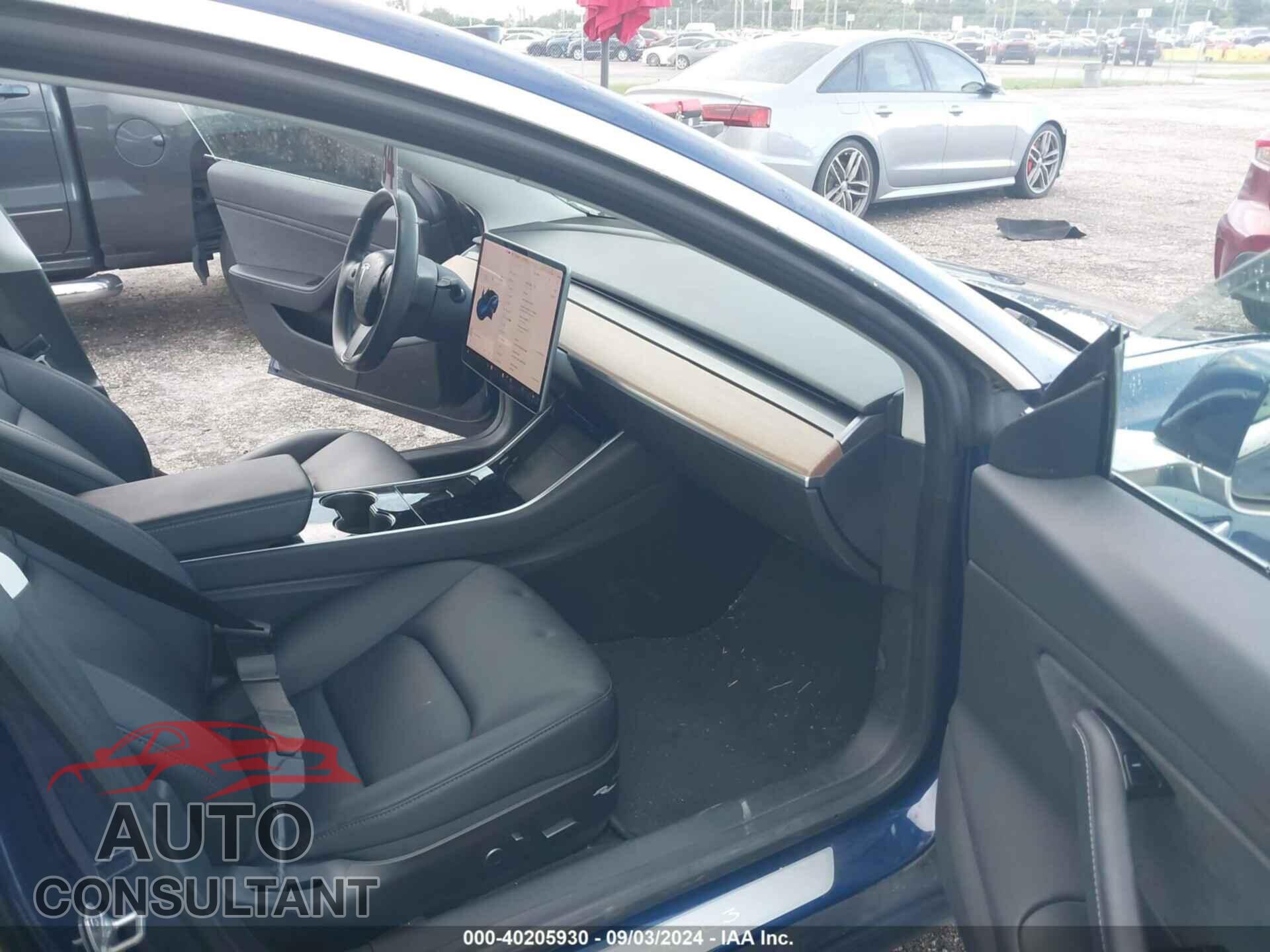TESLA MODEL 3 2018 - 5YJ3E1EA7JF043405