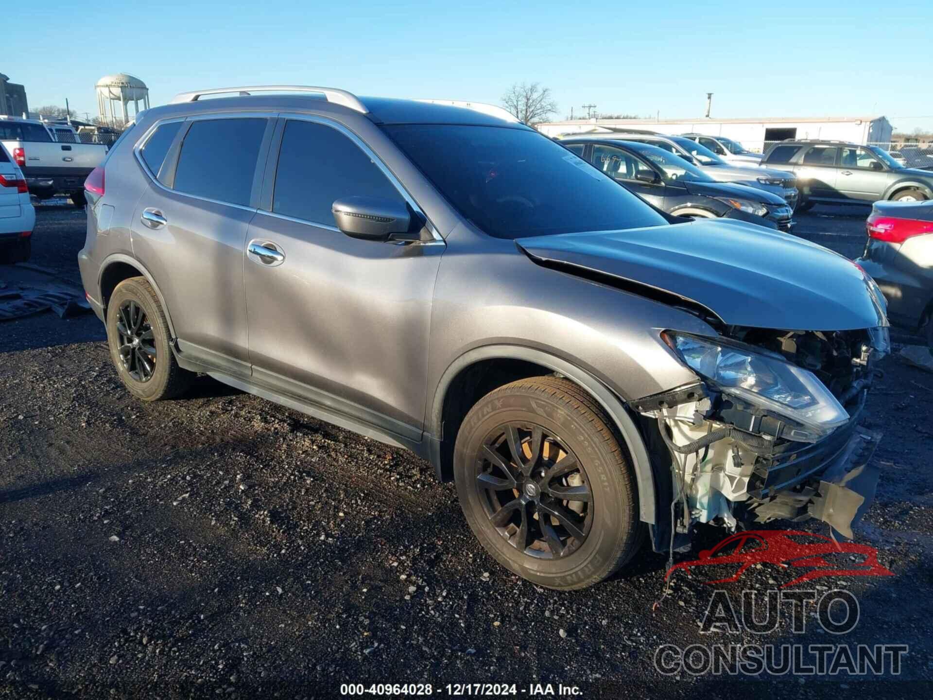 NISSAN ROGUE 2018 - KNMAT2MV6JP610412