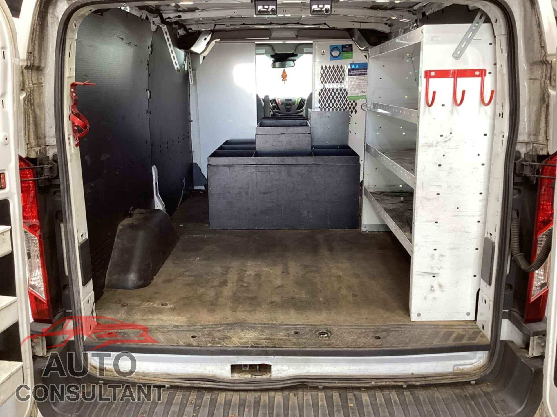 FORD TRANSIT-150 2016 - 1FTYE1YM6GKB15539
