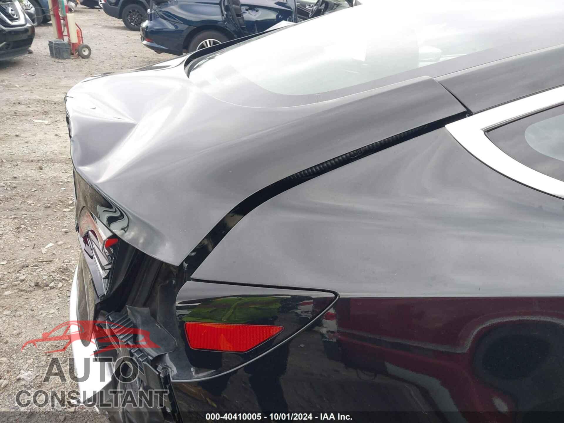 TESLA MODEL 3 2018 - 5YJ3E1EA7JF152723