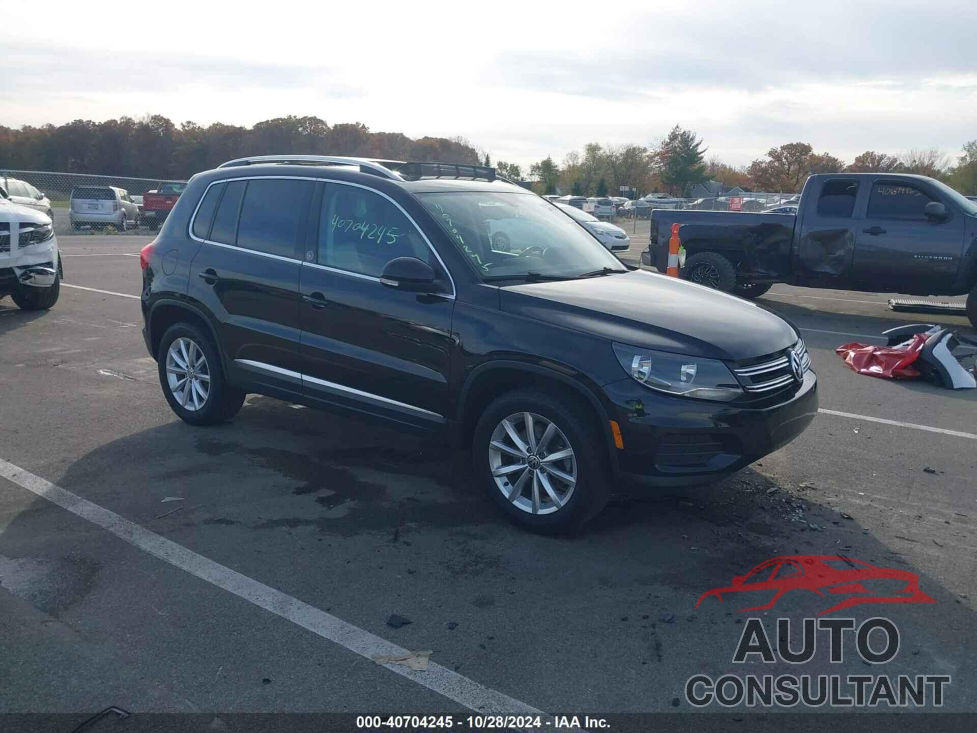 VOLKSWAGEN TIGUAN 2017 - WVGRV7AX8HW505009