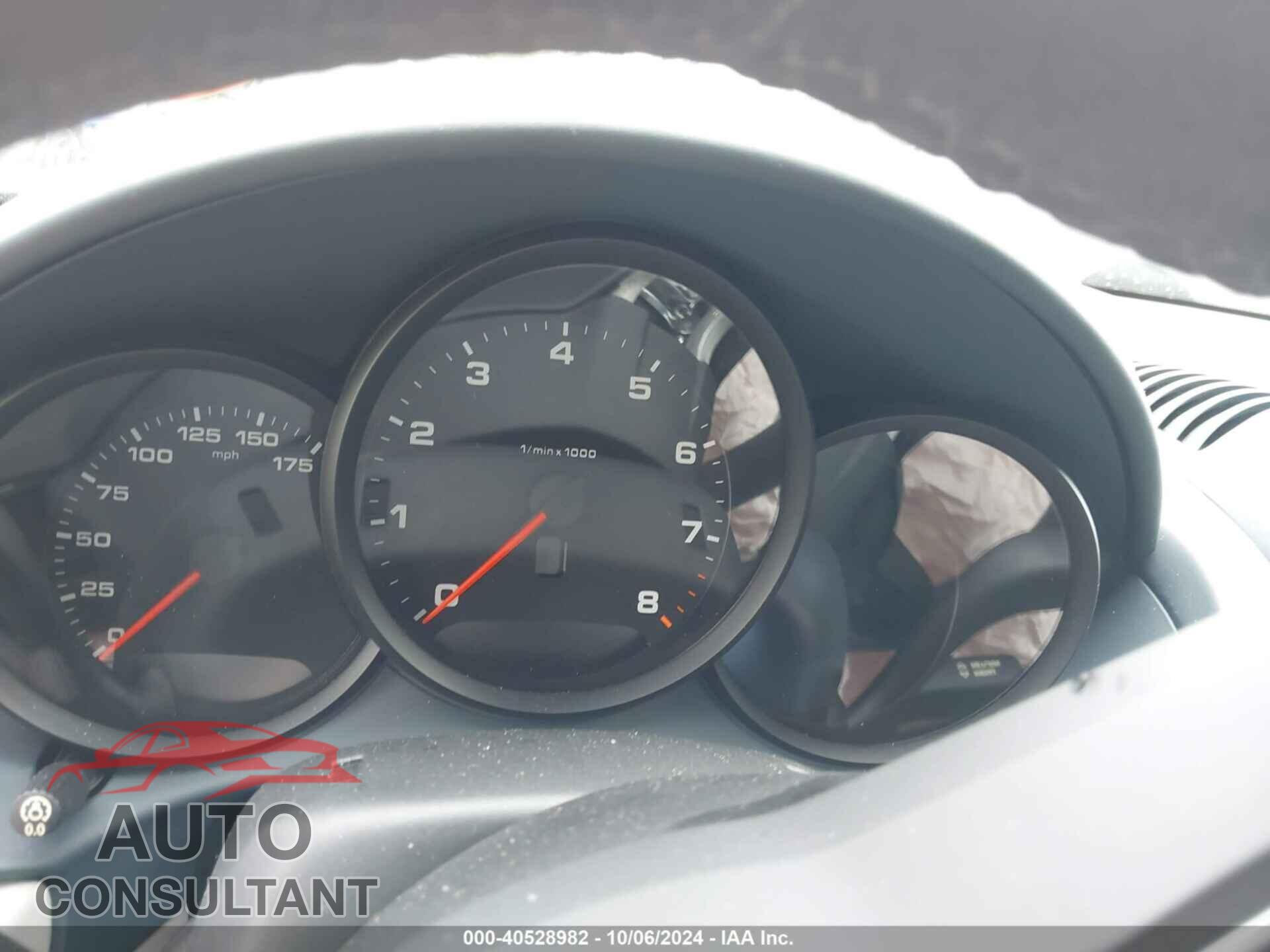 PORSCHE CAYMAN 2018 - WP0AA2A80JK261619