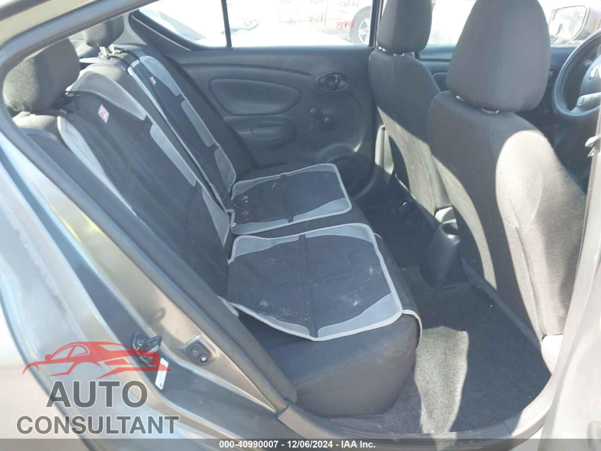 NISSAN VERSA 2019 - 3N1CN7AP3KL813960