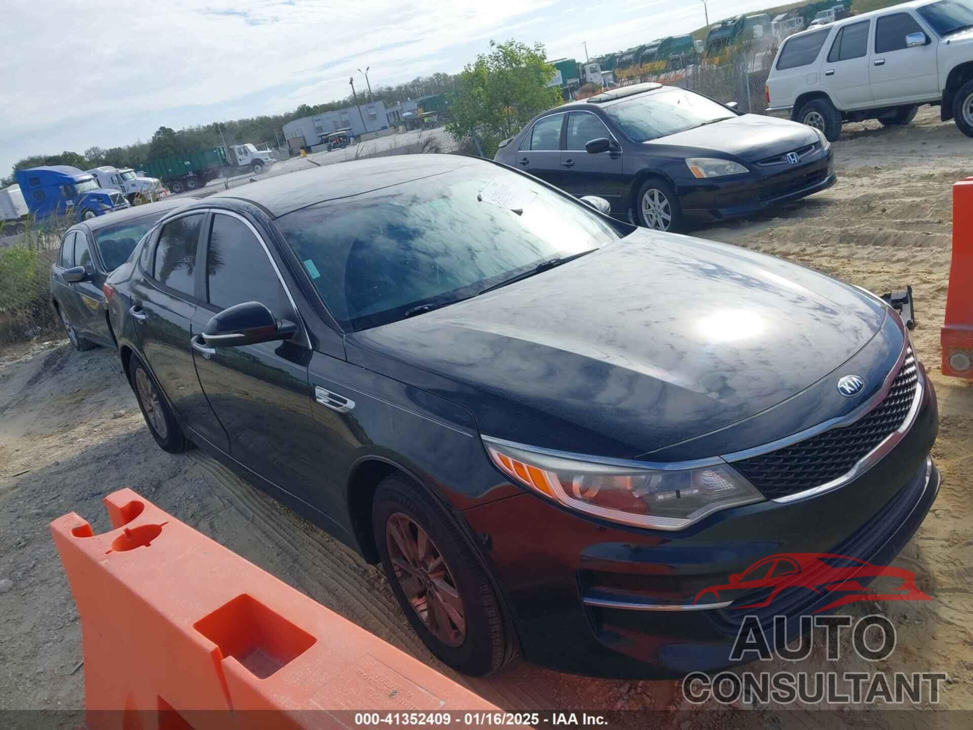 KIA OPTIMA 2017 - 5XXGT4L36HG131706