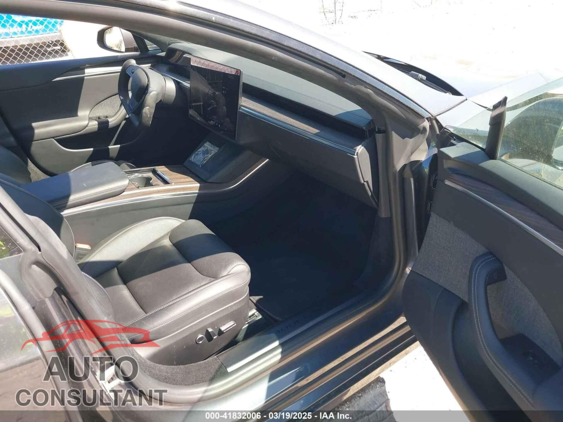 TESLA MODEL S 2021 - 5YJSA1E61MF435321