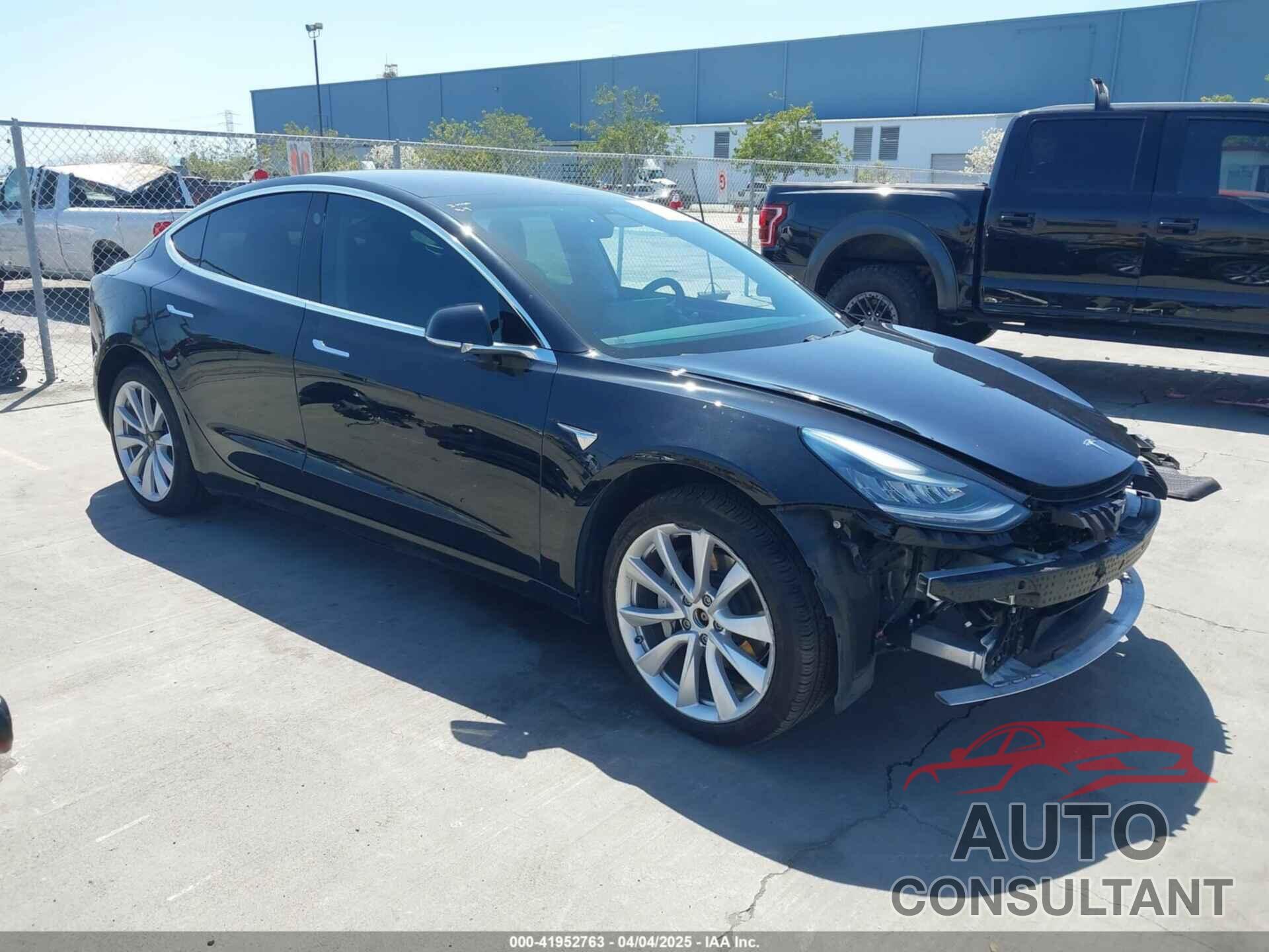 TESLA MODEL 3 2018 - 5YJ3E1EBXJF071661