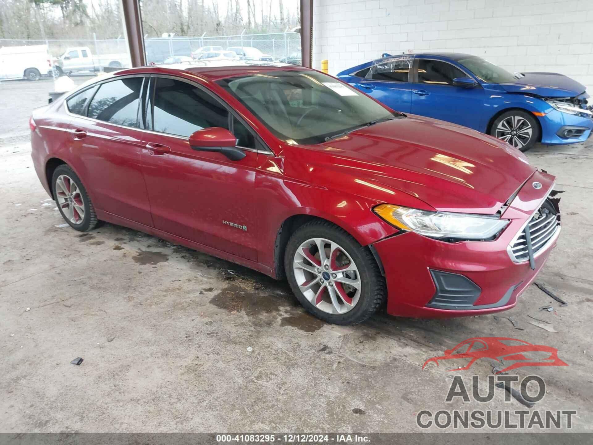 FORD FUSION HYBRID 2019 - 3FA6P0LU2KR179414