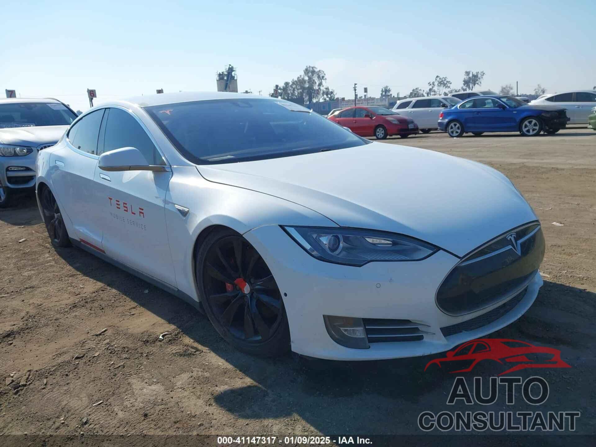 TESLA MODEL S 2014 - 5YJSA1H23EFP68209