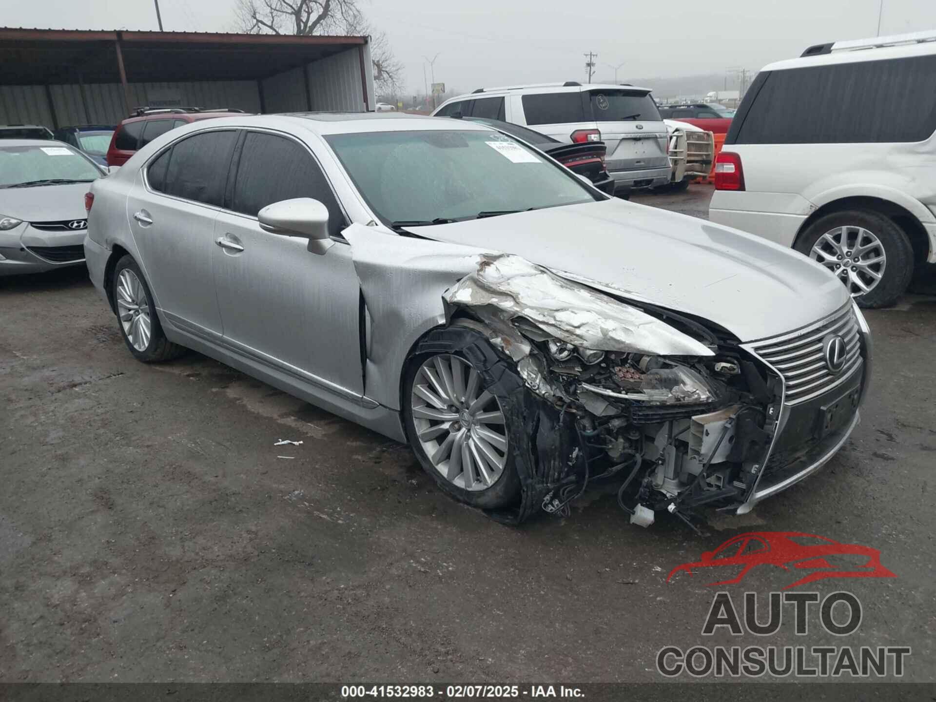 LEXUS LS 460 2013 - JTHCL1EF0D5015547