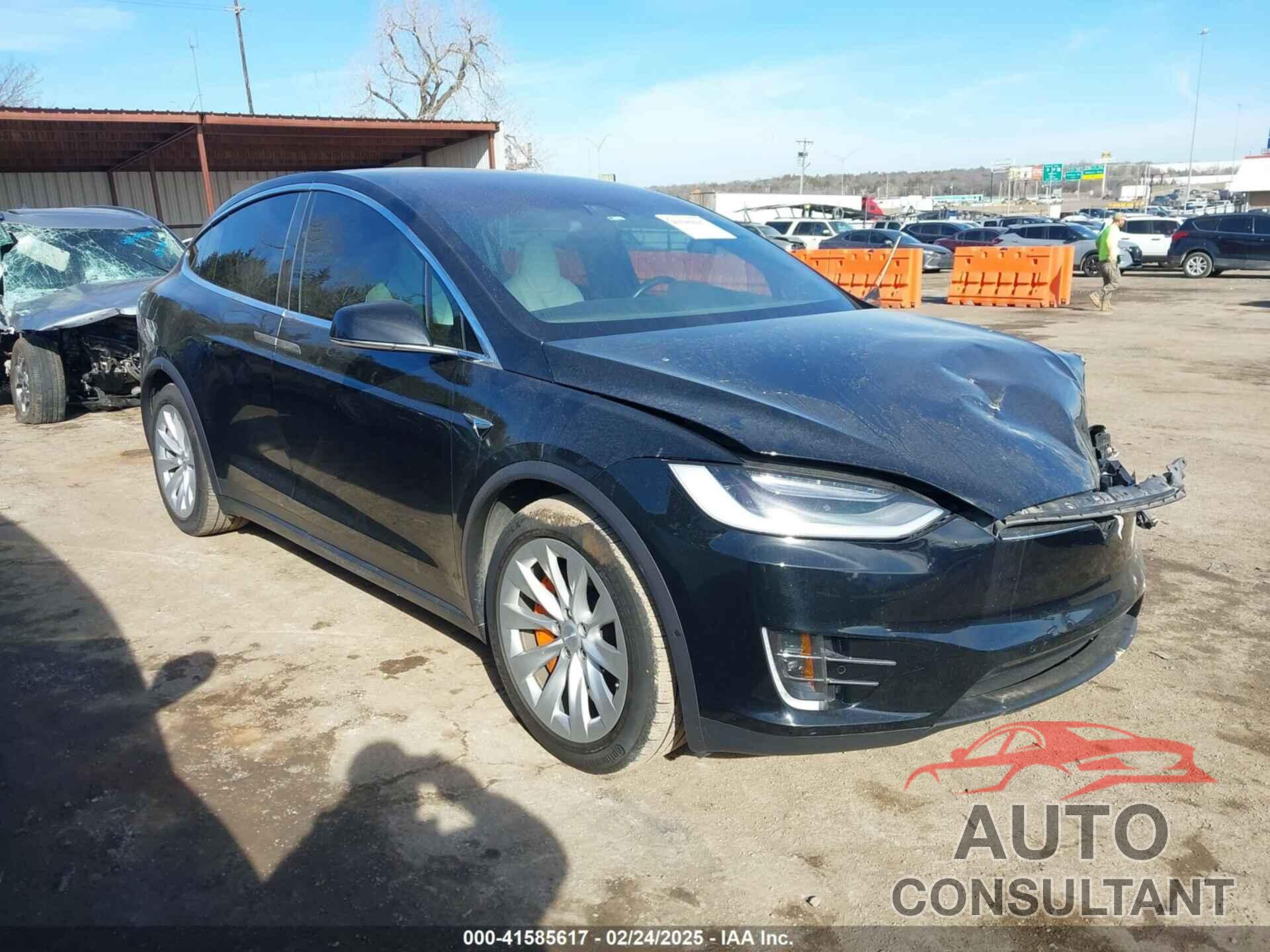 TESLA MODEL X 2018 - 5YJXCDE44JF091690