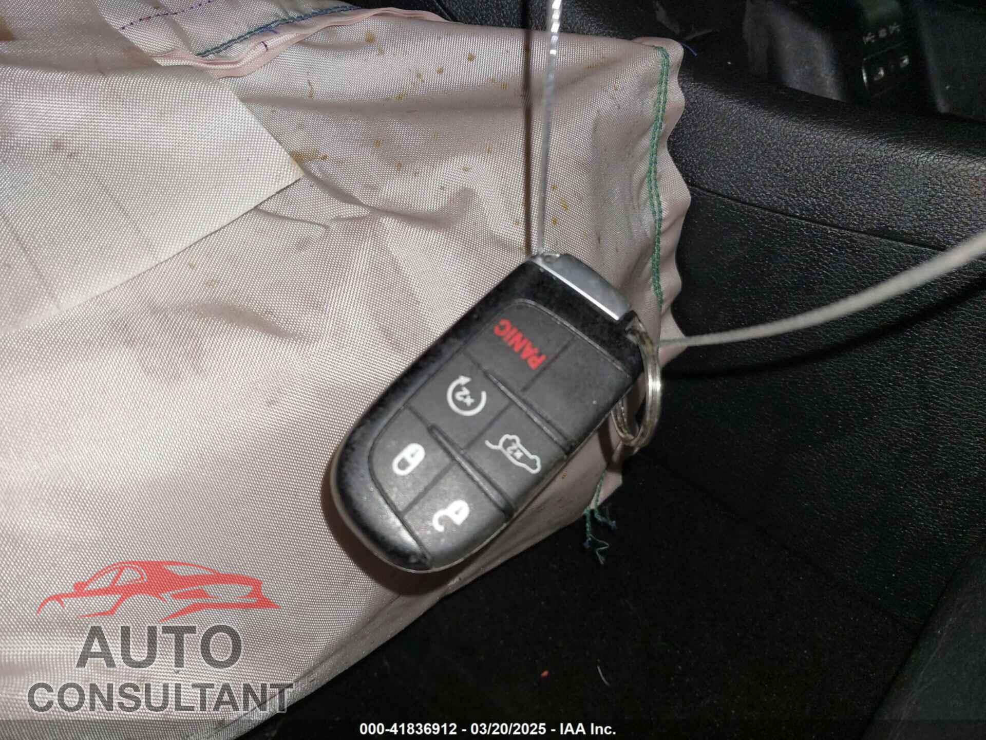 DODGE DURANGO 2019 - 1C4RDJDG1KC676192