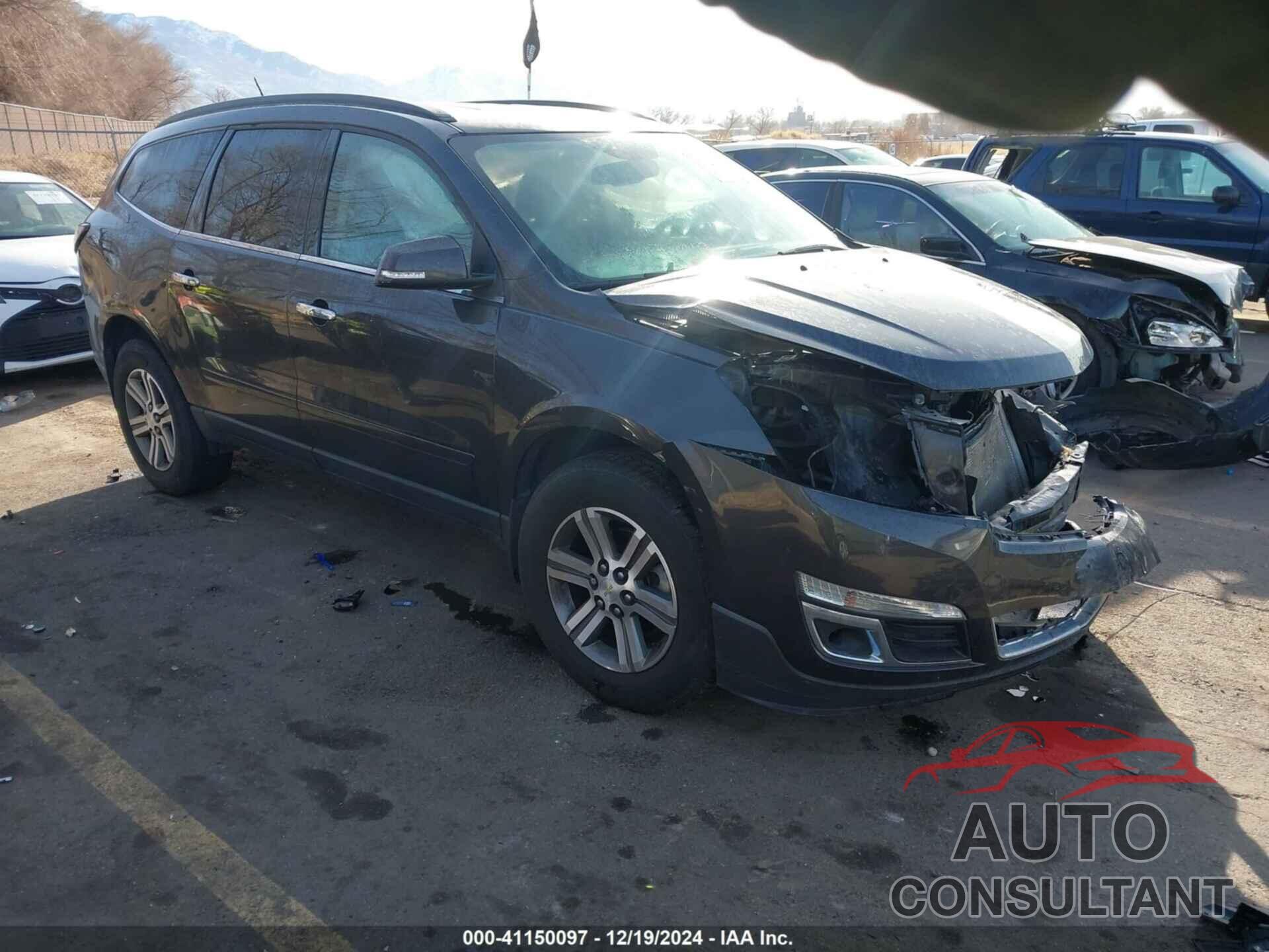 CHEVROLET TRAVERSE 2015 - 1GNKRHKD9FJ174544