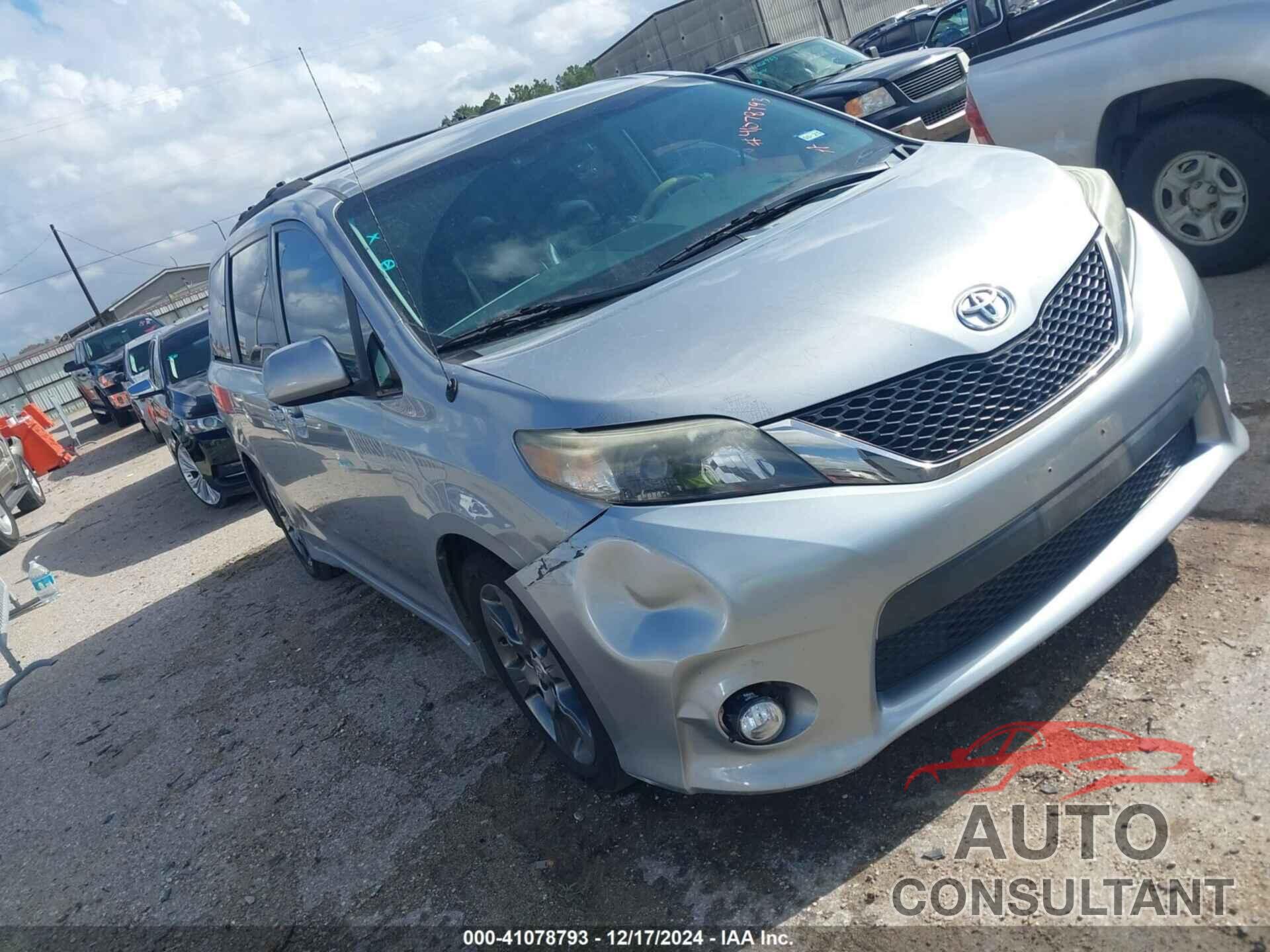 TOYOTA SIENNA 2011 - 5TDXK3DC3BS124908