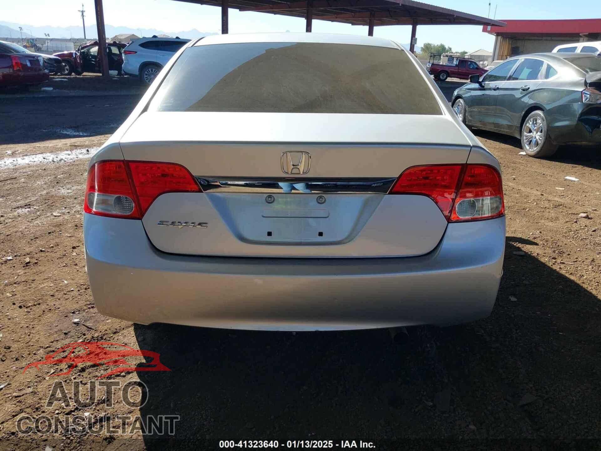 HONDA CIVIC 2010 - 19XFA1F8XAE014877