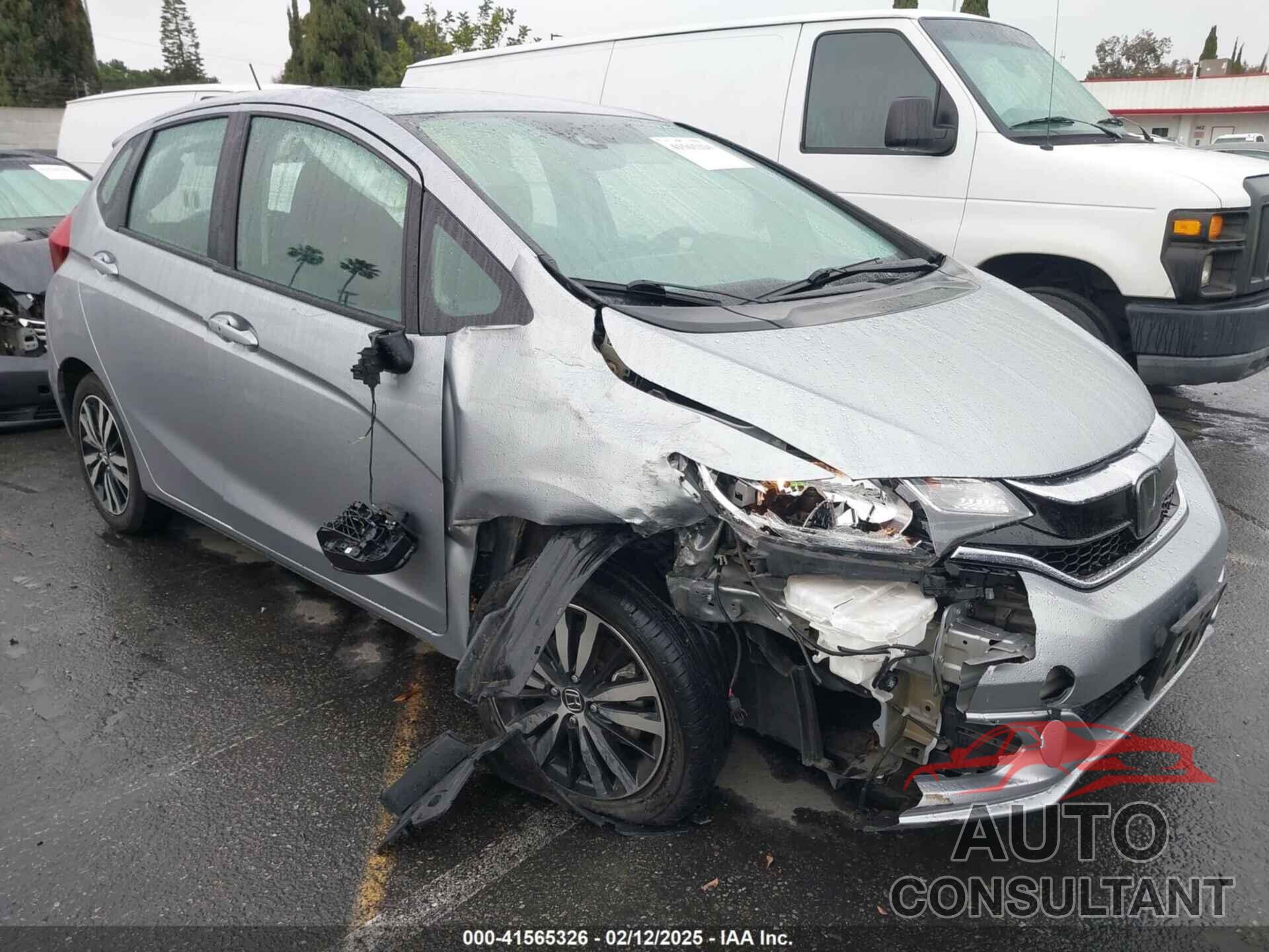 HONDA FIT 2019 - 3HGGK5H87KM749377