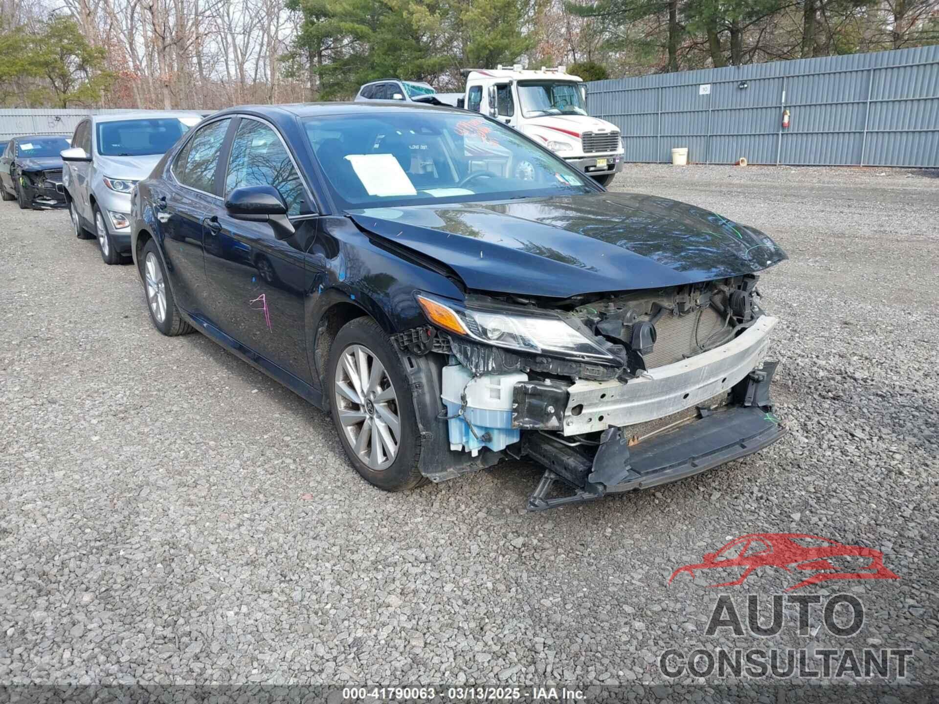 TOYOTA CAMRY 2021 - 4T1C11AKXMU472605