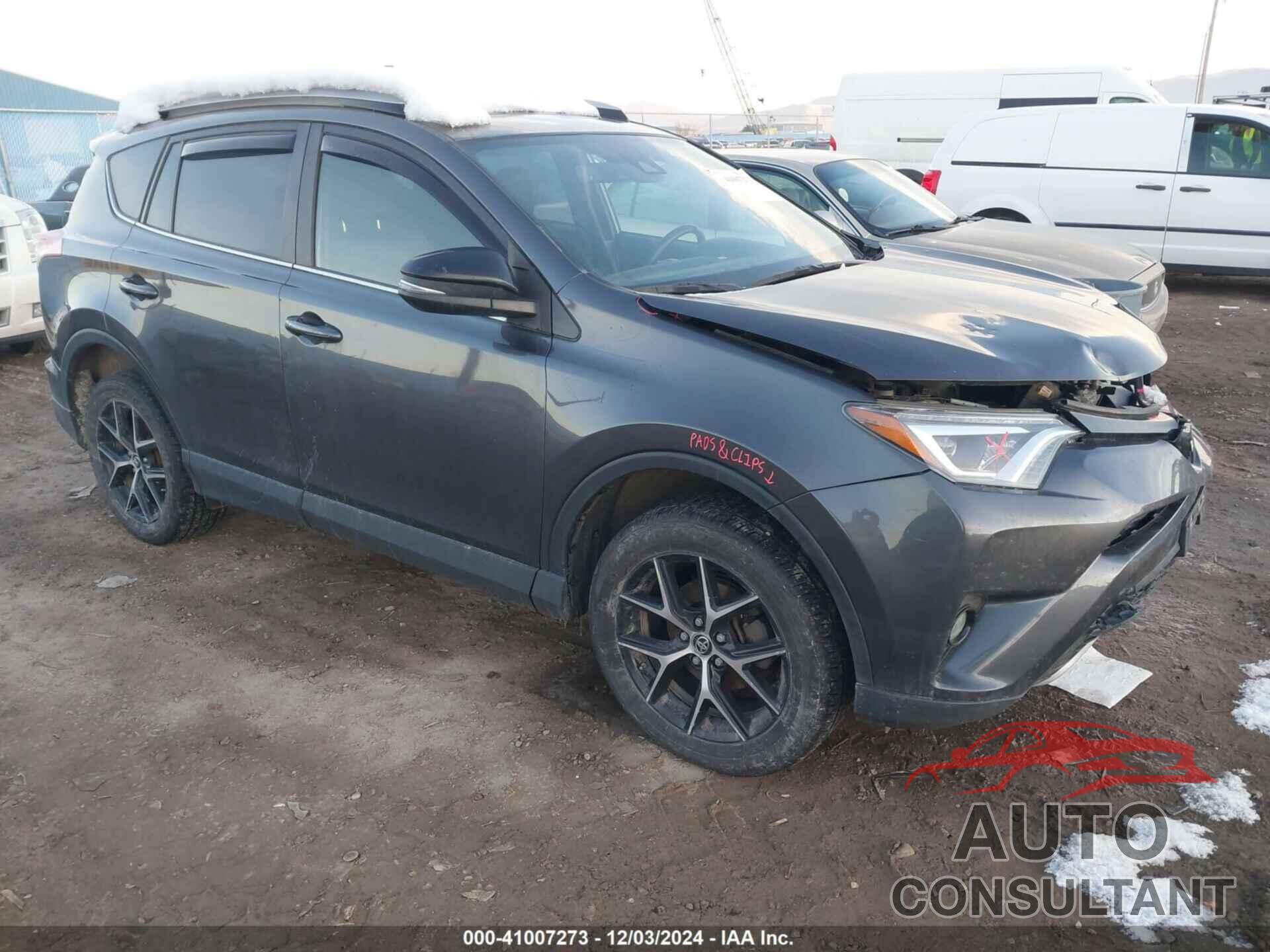 TOYOTA RAV4 2018 - JTMJFREV0JJ228975