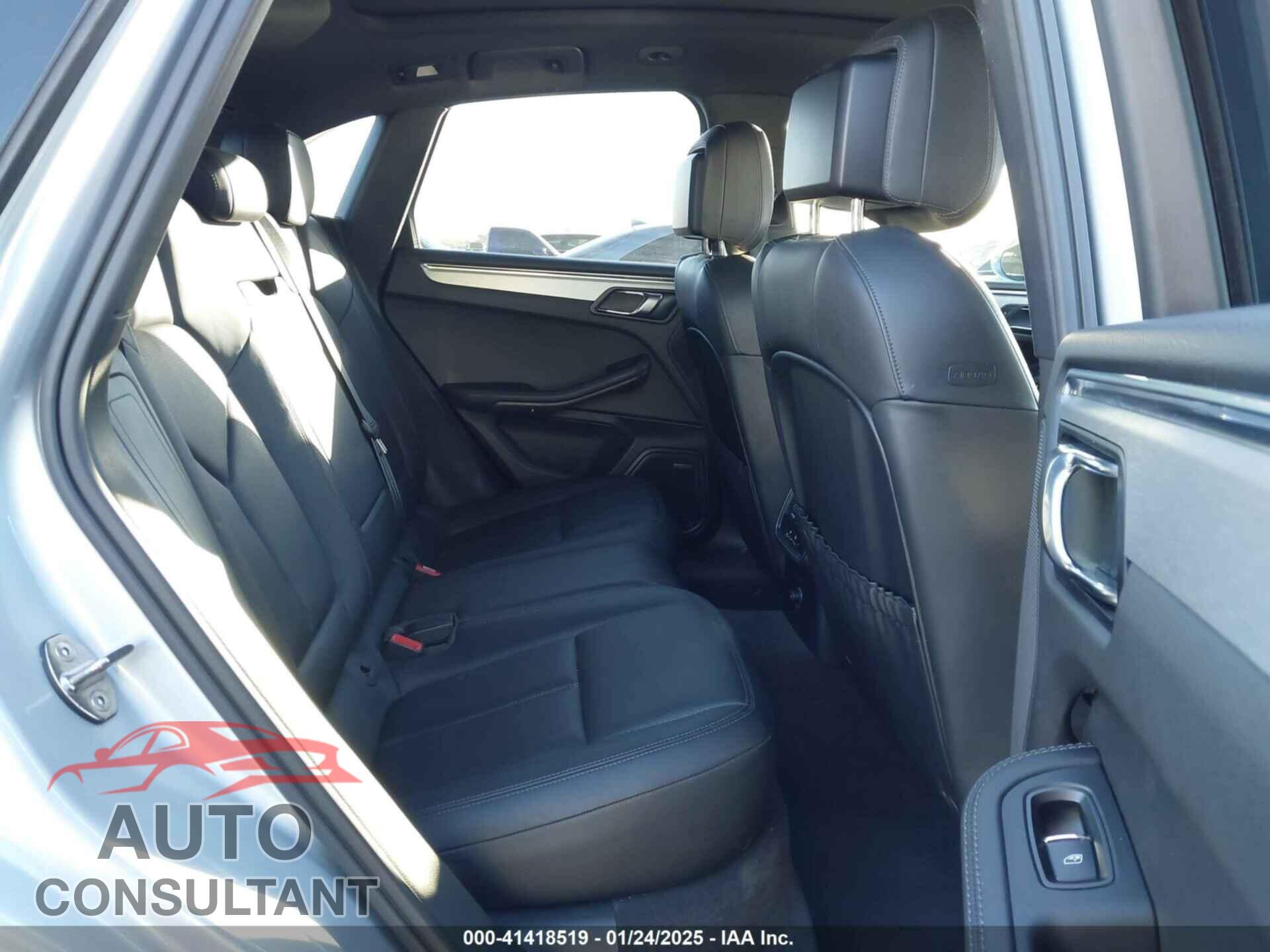 PORSCHE MACAN 2015 - WP1AB2A59FLB67970