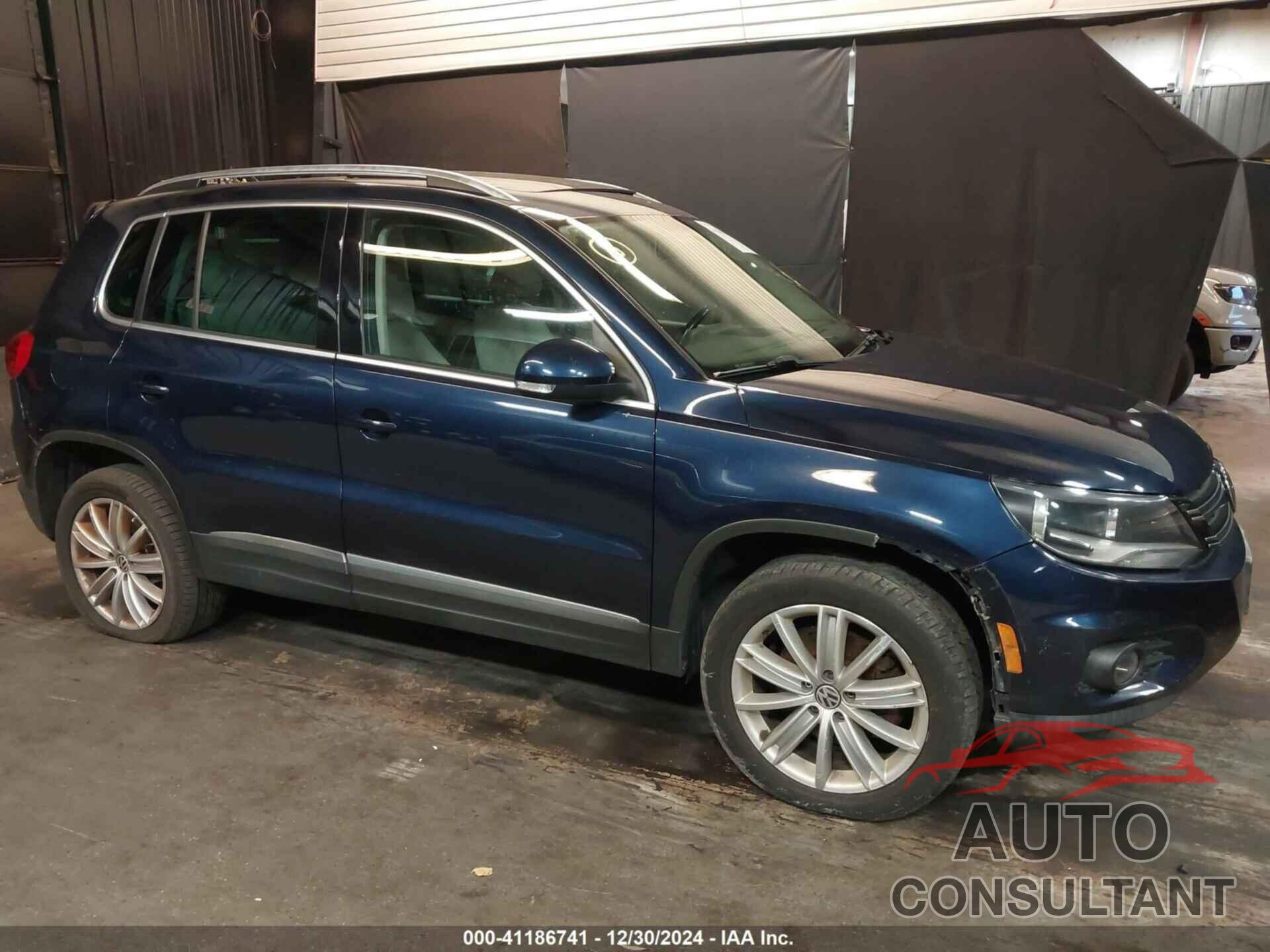 VOLKSWAGEN TIGUAN 2012 - WVGBV7AX5CW609029