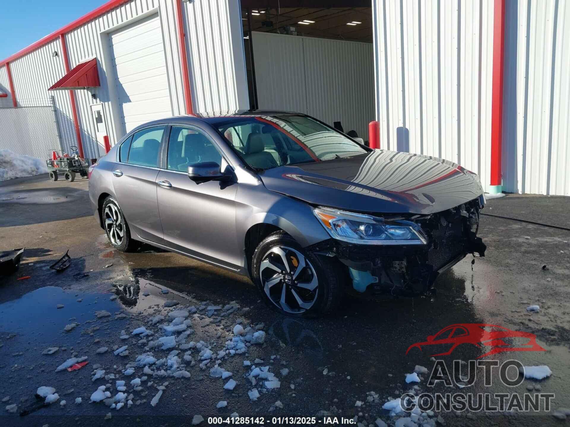 HONDA ACCORD 2017 - 1HGCR2F80HA063585