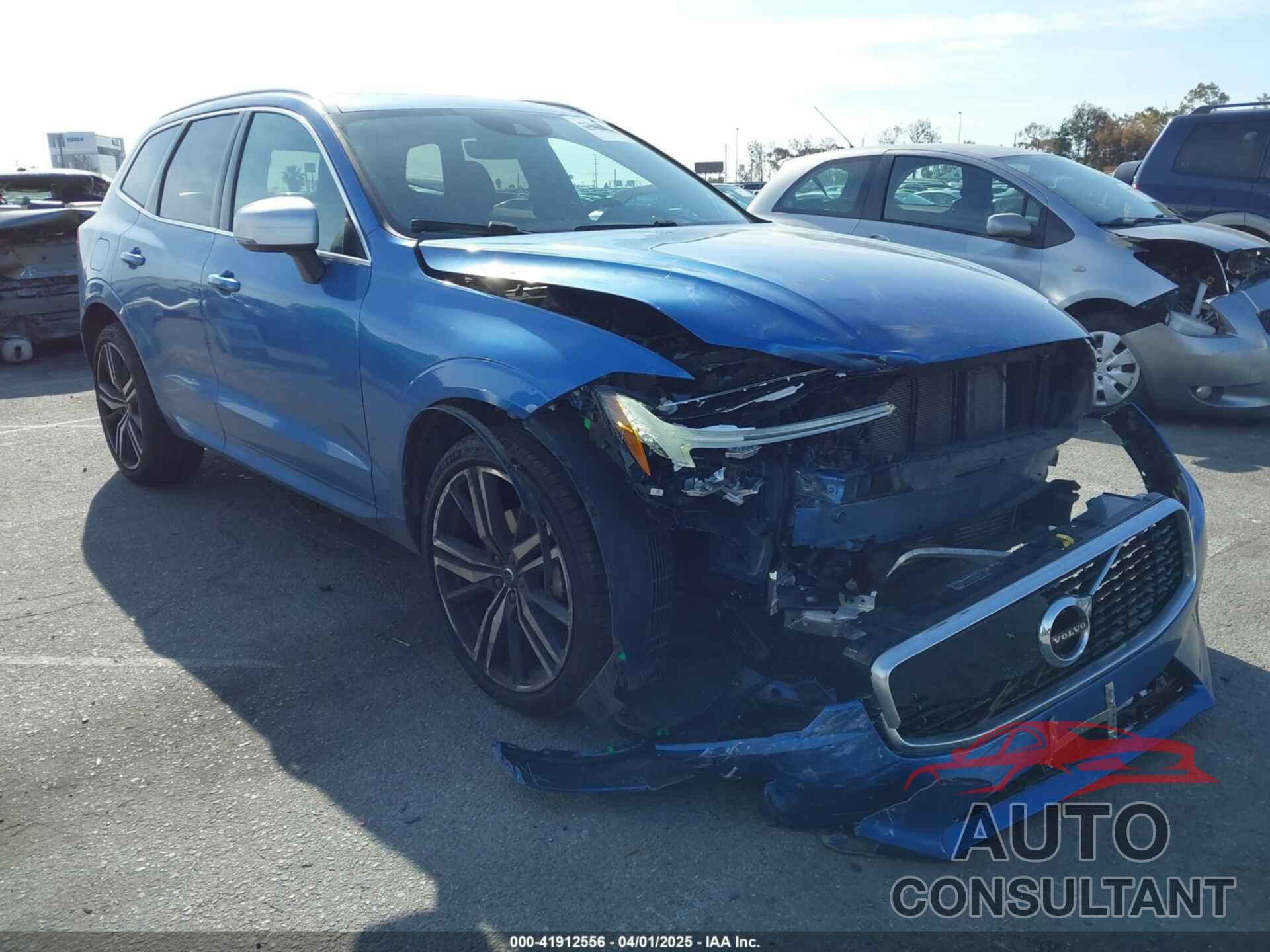 VOLVO XC60 2019 - LYV102RM0KB349087