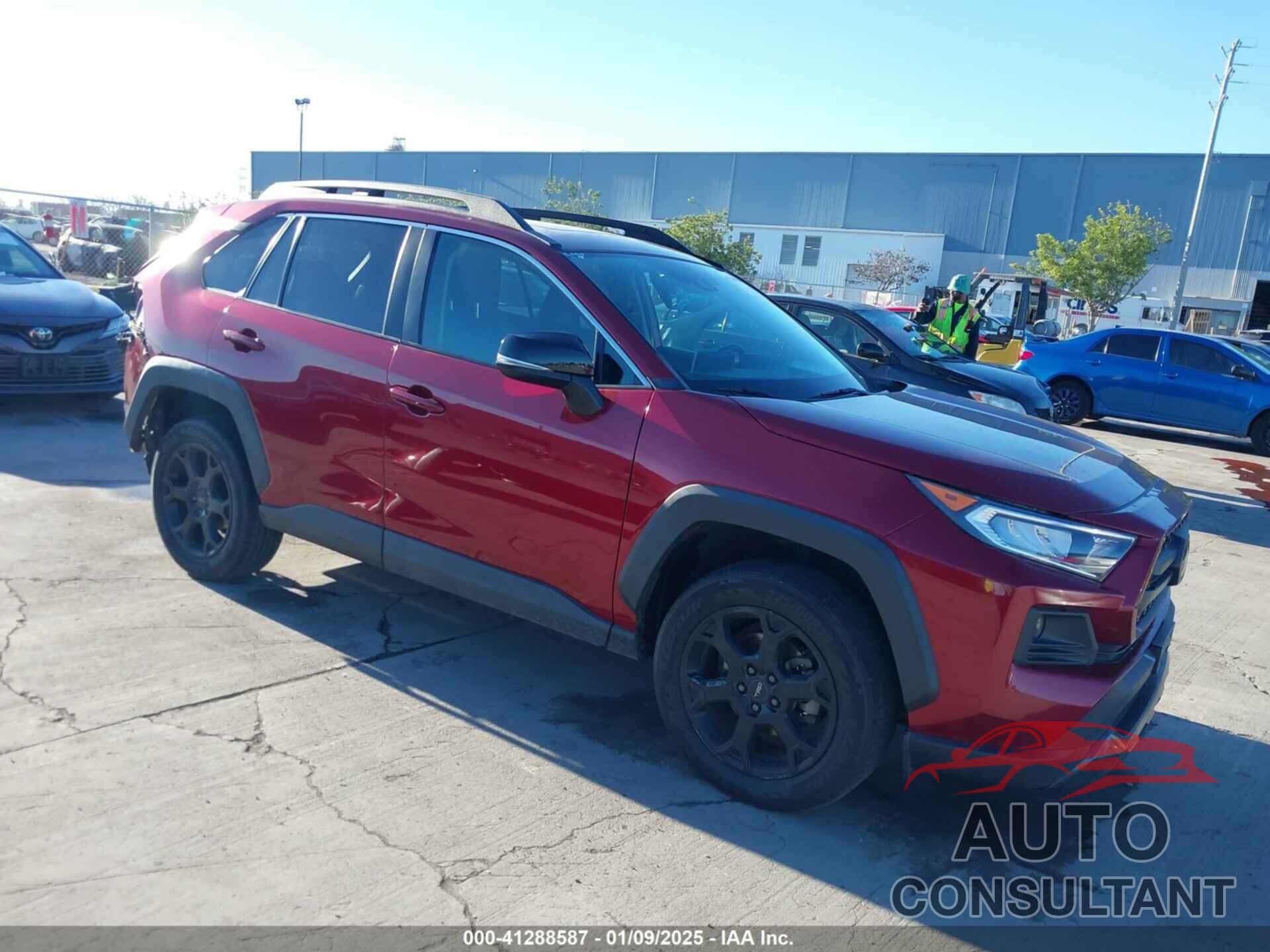 TOYOTA RAV4 2020 - 2T3J1RFV8LC068394