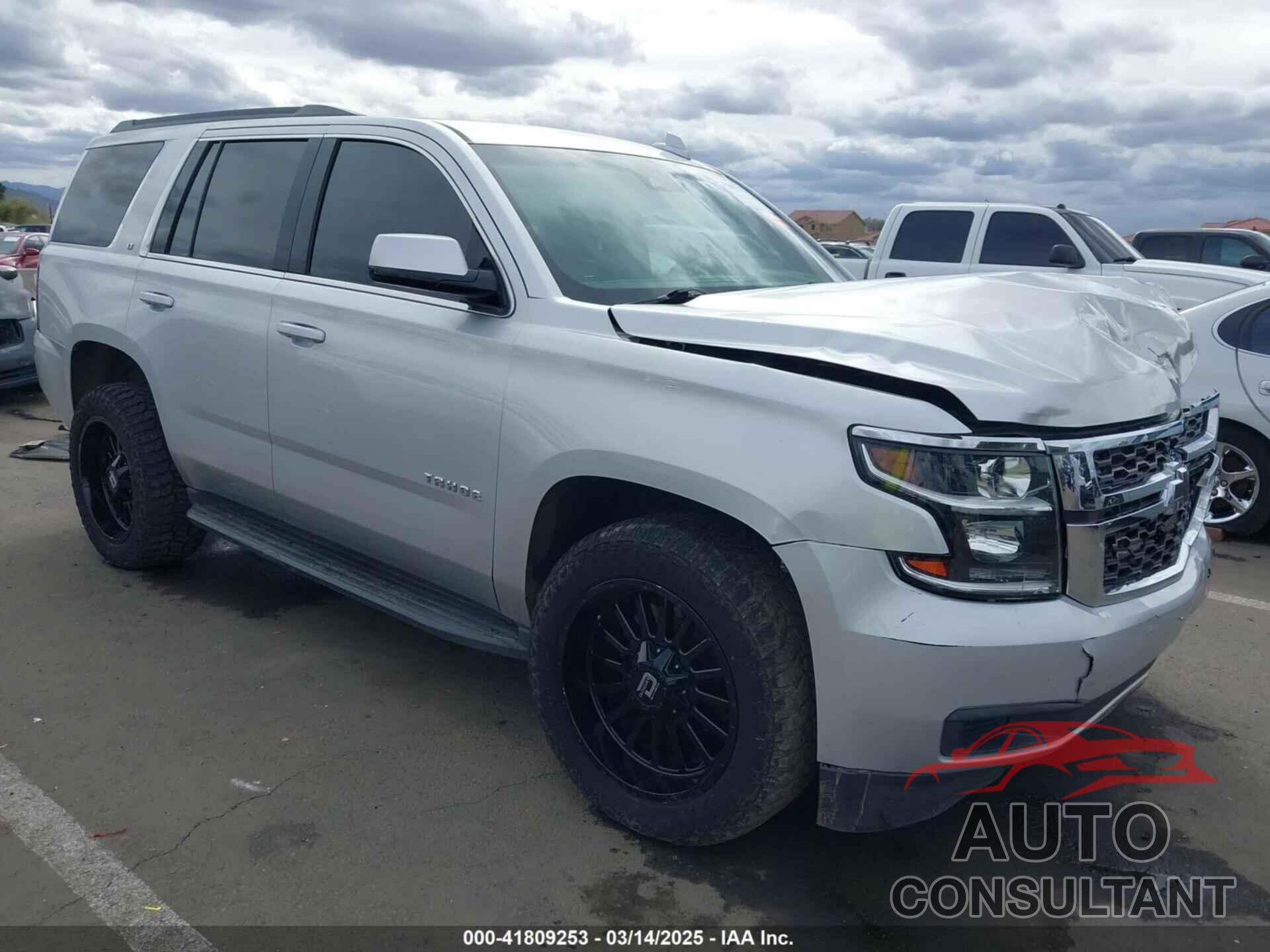 CHEVROLET TAHOE 2018 - 1GNSCBKC2JR115318