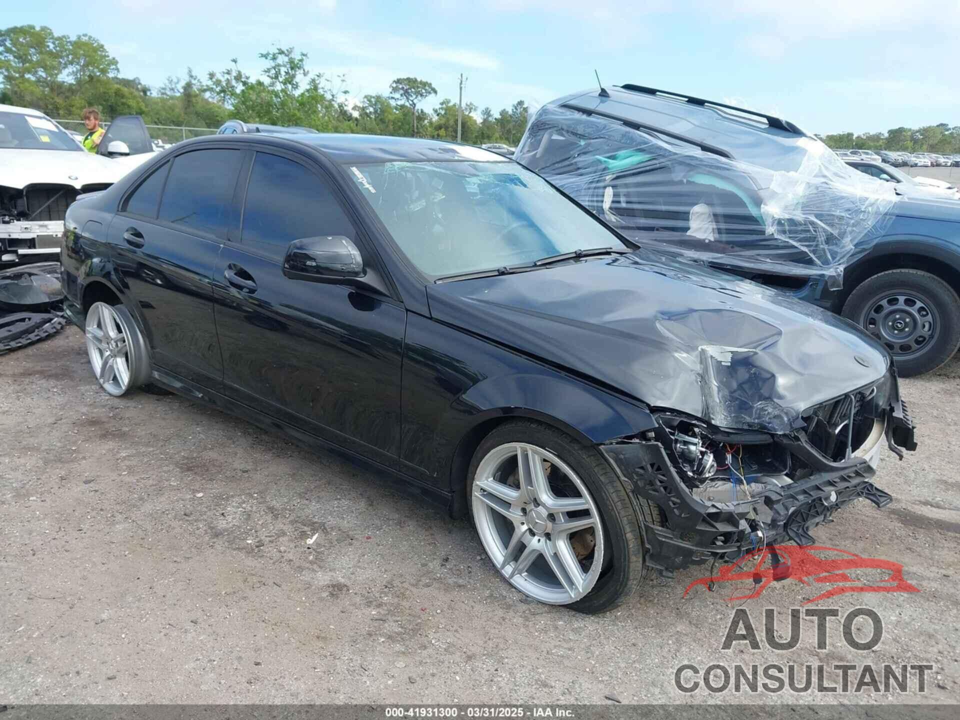 MERCEDES-BENZ C 350 2009 - WDDGF56X89R046740