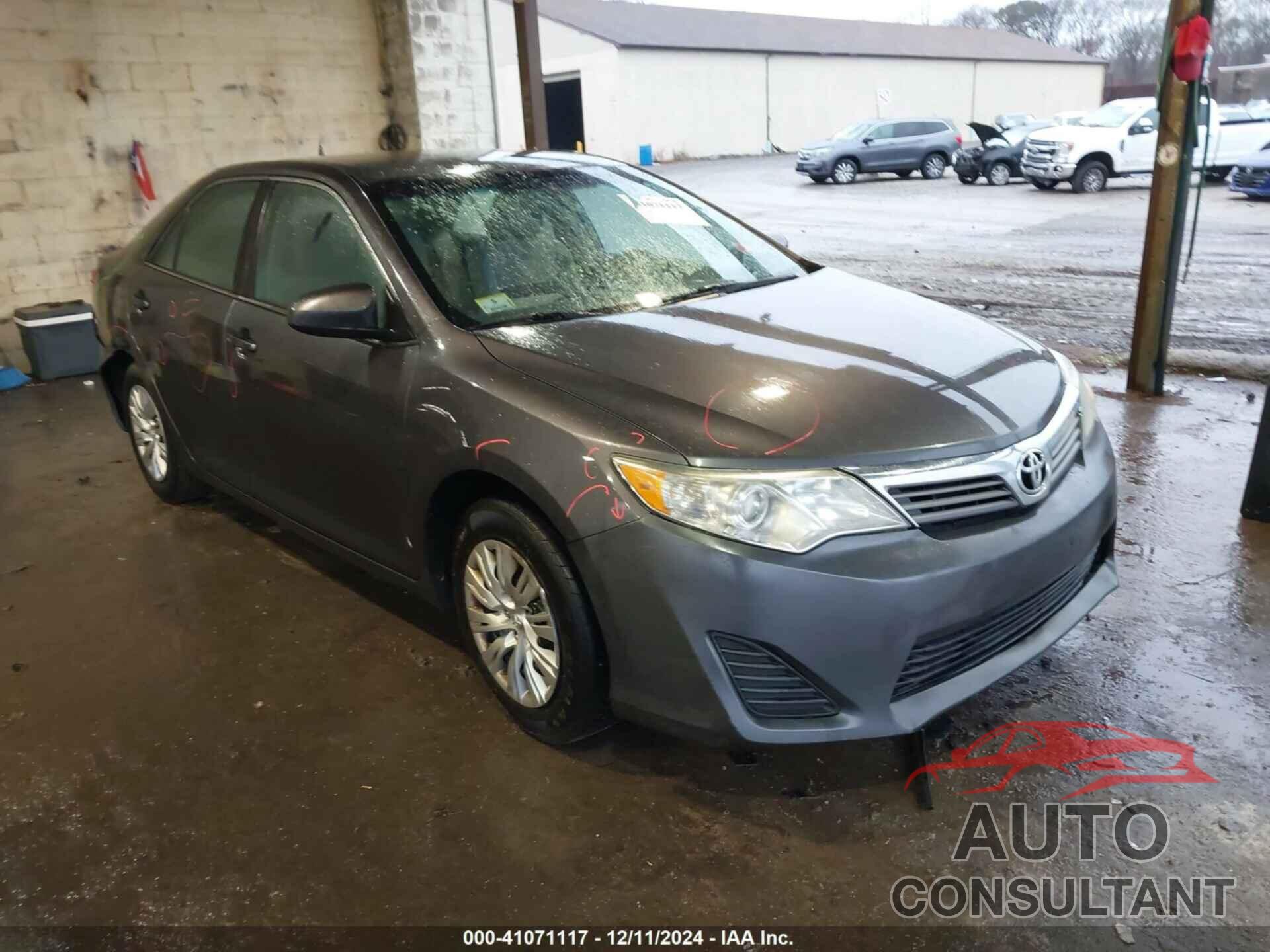 TOYOTA CAMRY 2014 - 4T4BF1FK3ER412565