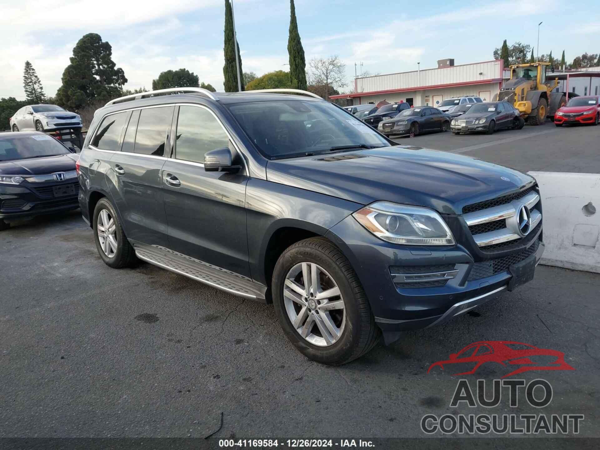 MERCEDES-BENZ GL 450 2015 - 4JGDF6EE6FA477179