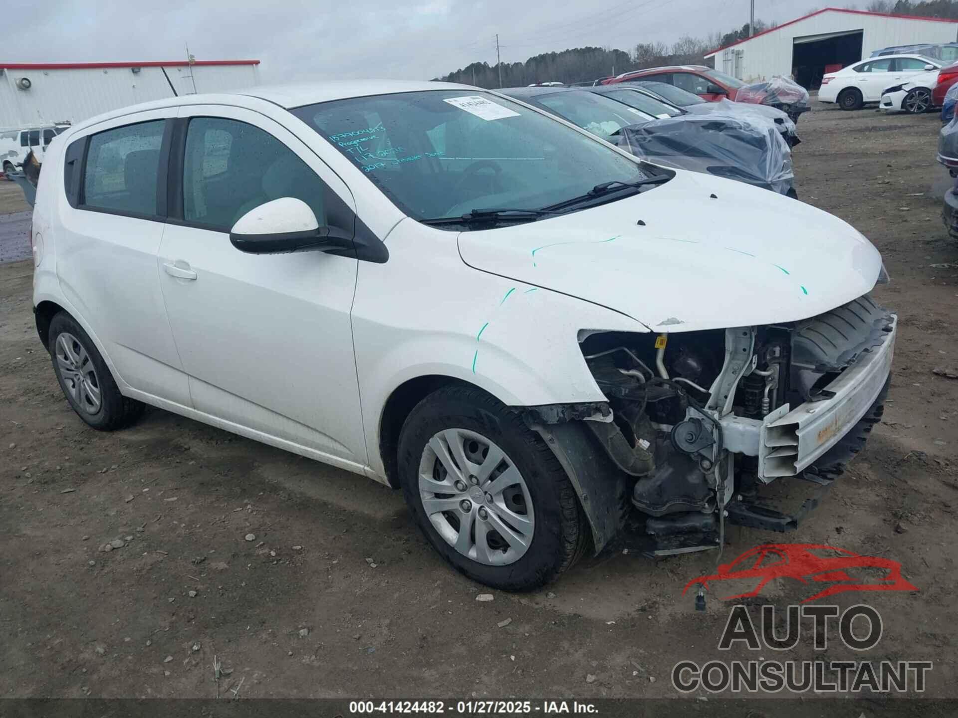 CHEVROLET SONIC 2017 - 1G1JG6SH9H4169954