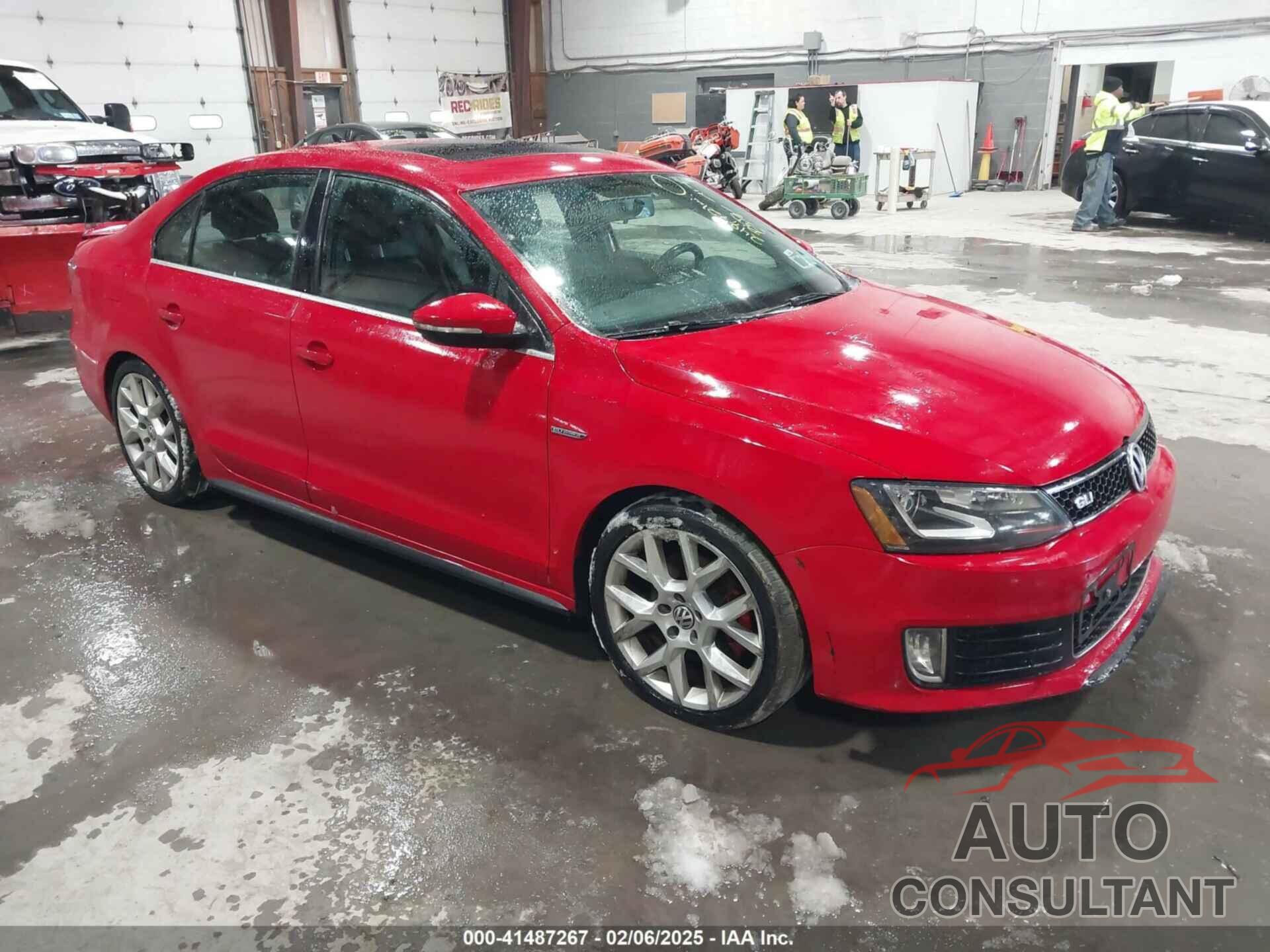 VOLKSWAGEN JETTA 2014 - 3VW4T7AJ1EM258540